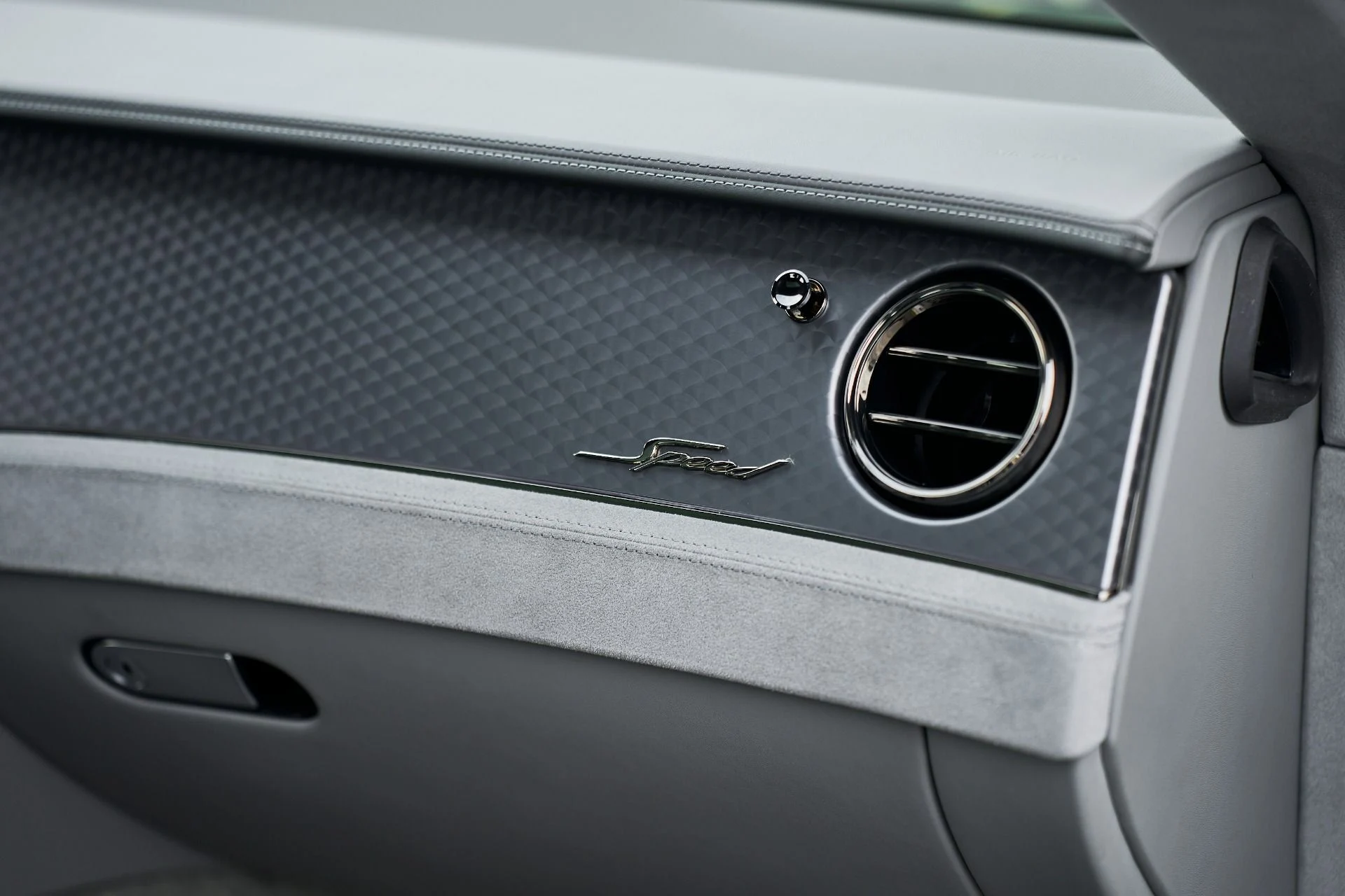 mph034_1052588613_Used_2025_Bentley_Continental_GT_Speed_1763168632_7319459094