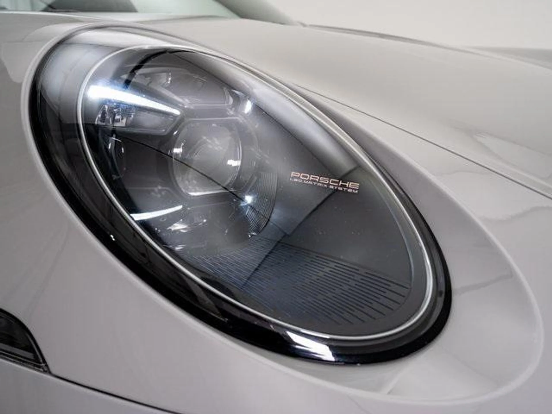 mph034_1052768362_UZFUDUJOLYY_6yn23k_Oi_Cs_SX_Glr8_e9c1ec6de1