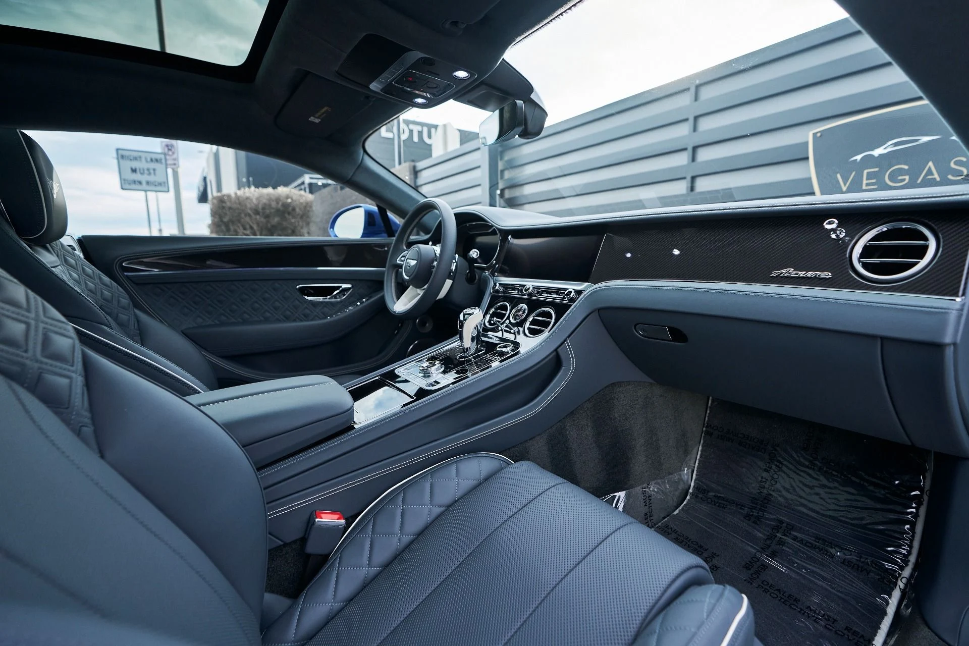 mph034_1053782328_Used_2023_Bentley_Continental_GT_Azure_1761755996_648696696b