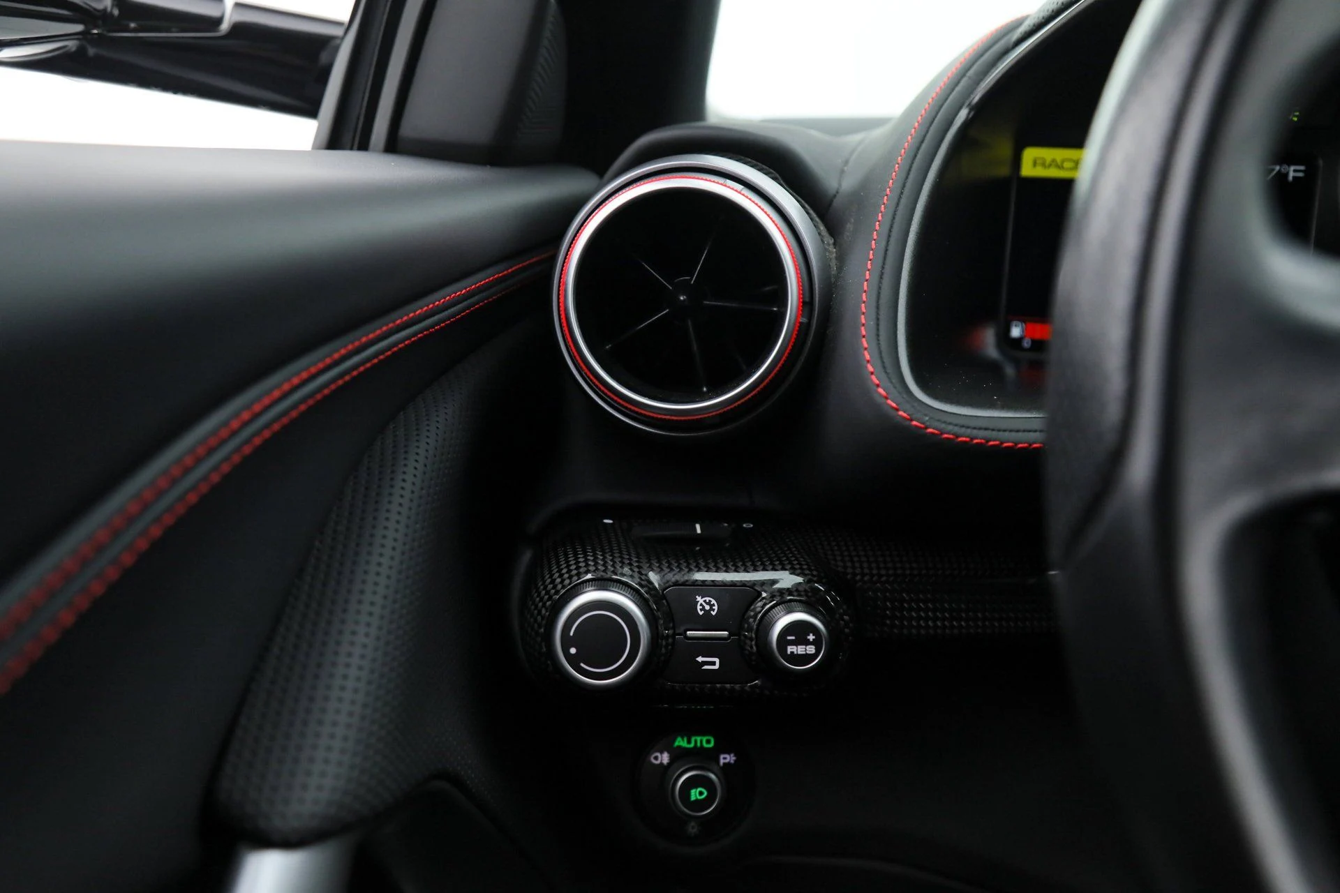 mph034_1059550862_f1808421b005d1d5059c6936a26c7aaf_a7030a1c2f