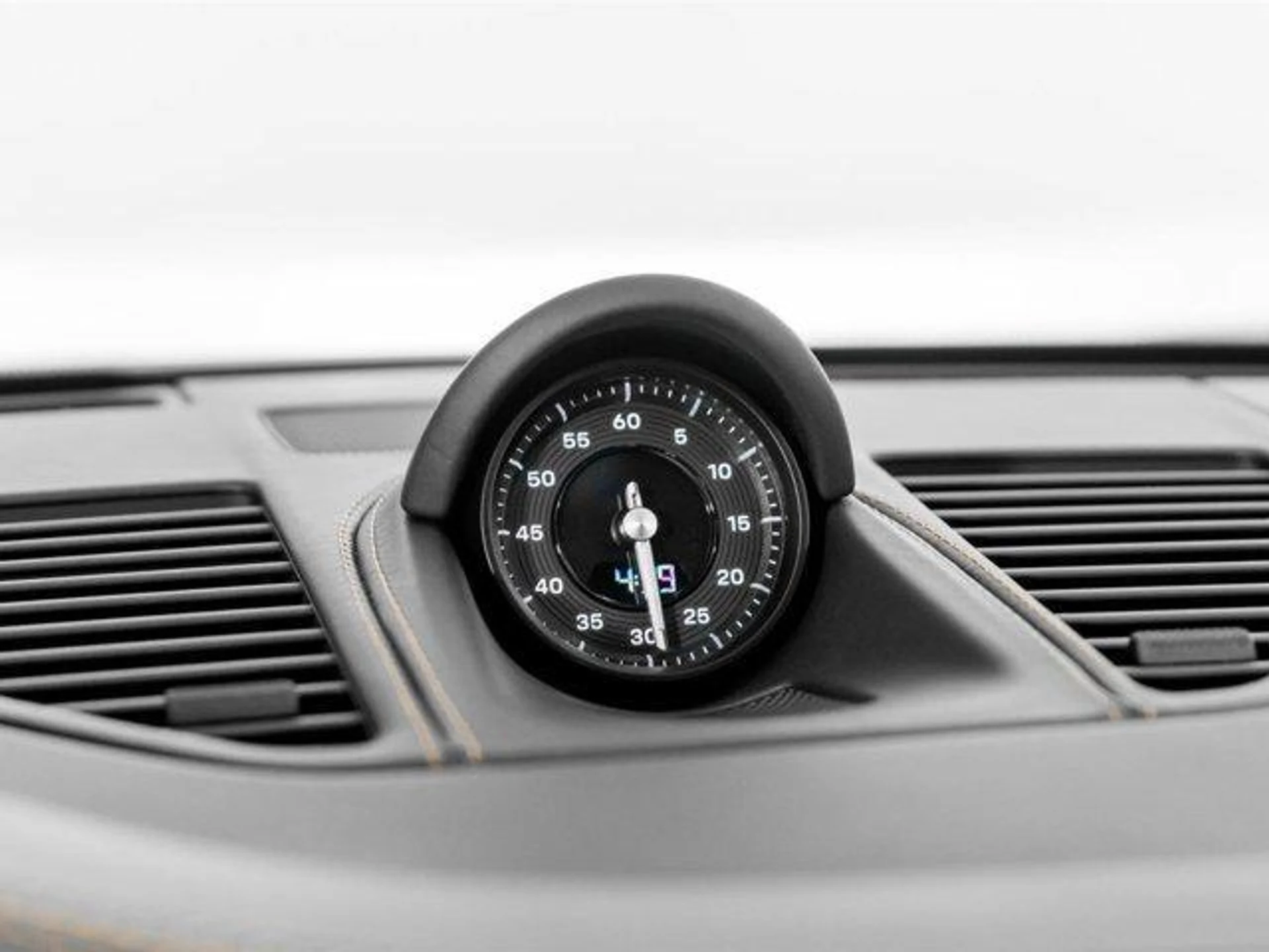 mph034_1062287317_3_E_Jb_Nr_V_Llxwt2_Obw_Ak_Zm_NX_8f_DHY_b2079327c3