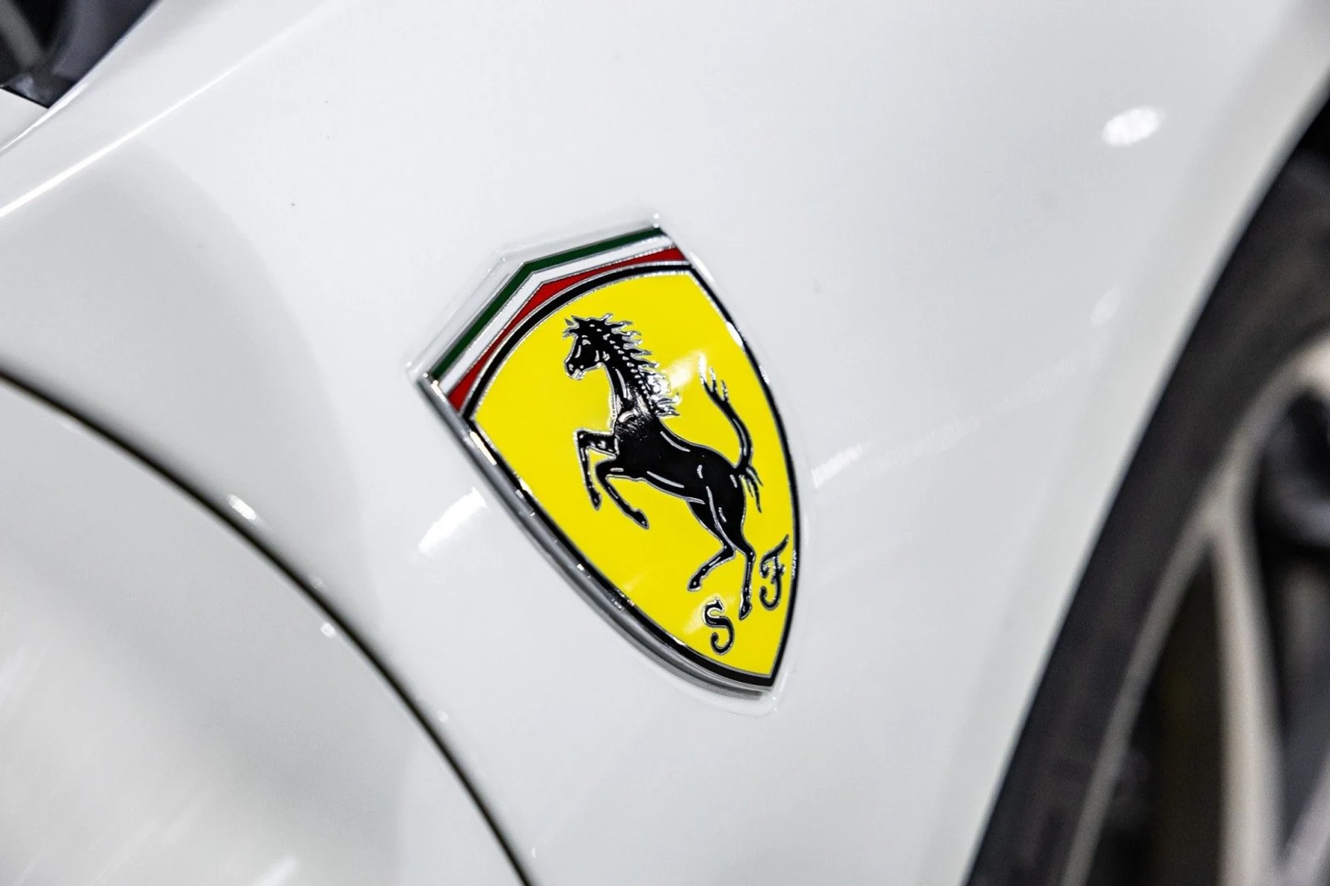 mph034_1064968675_Cg_93f3be2a8c