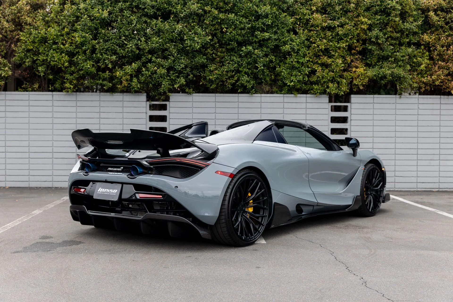 mph034_106690581_Used_2020_Mc_Laren_720_S_Spider_Luxury_1746129417_ed3438ff7a
