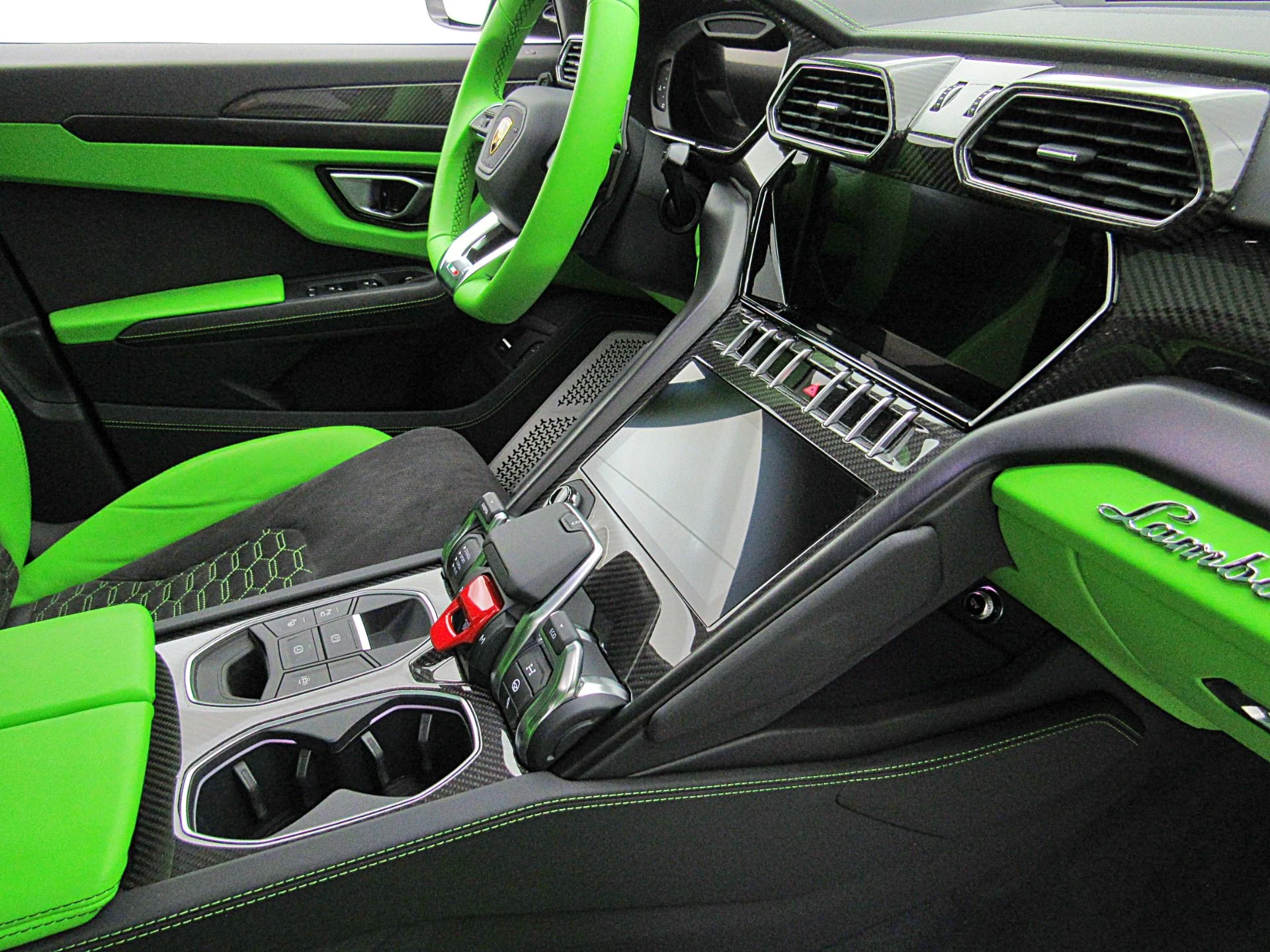 mph034_1075759940_Used_2022_Lamborghini_Urus_SELEZIONE_PRE_OWNED_CERTIFIED_795ae97f1f