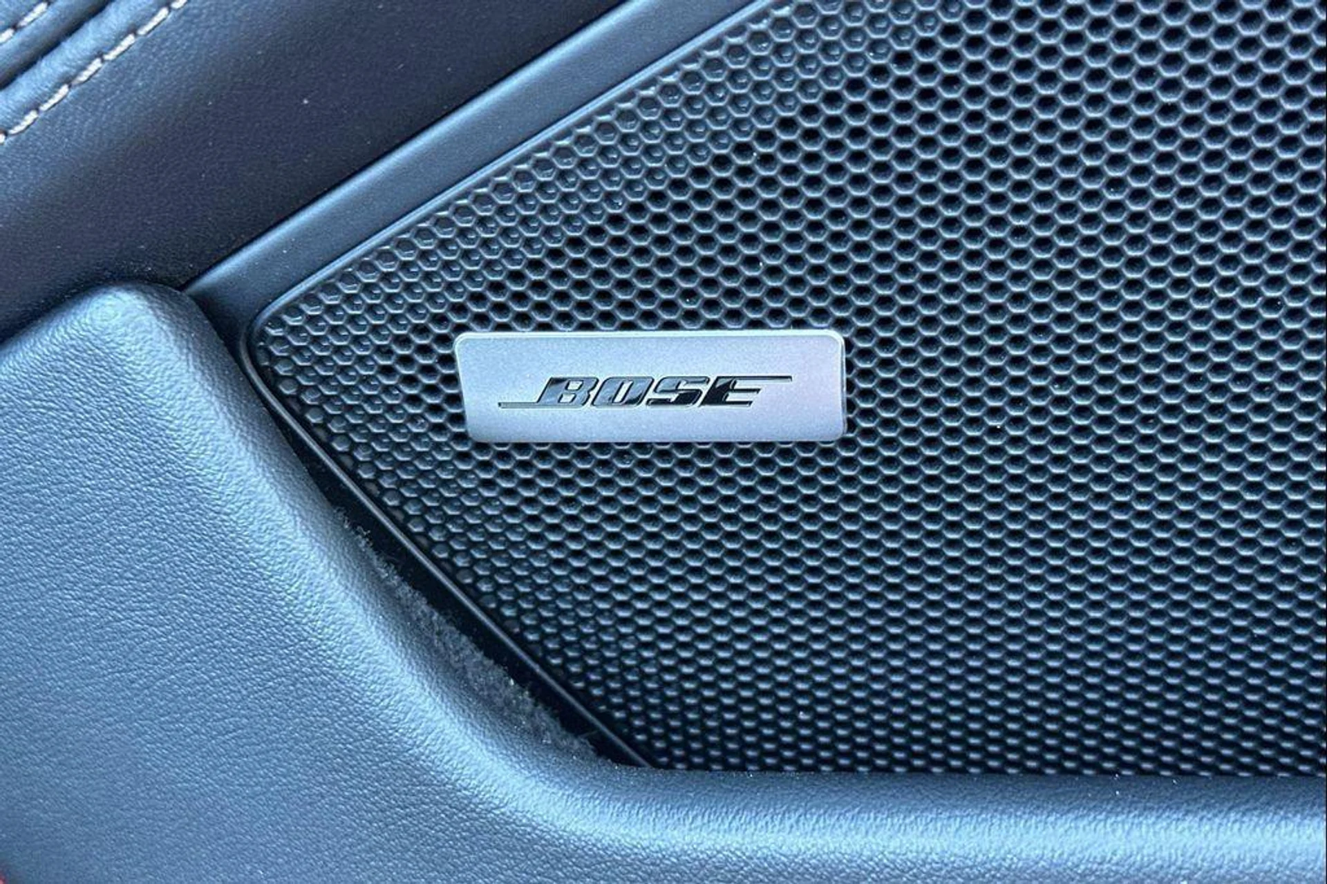 mph034_1081851637_Czp_S8x_FB_2_M92_Vyv_JF_Siy_El_A8_U_8de74dc922