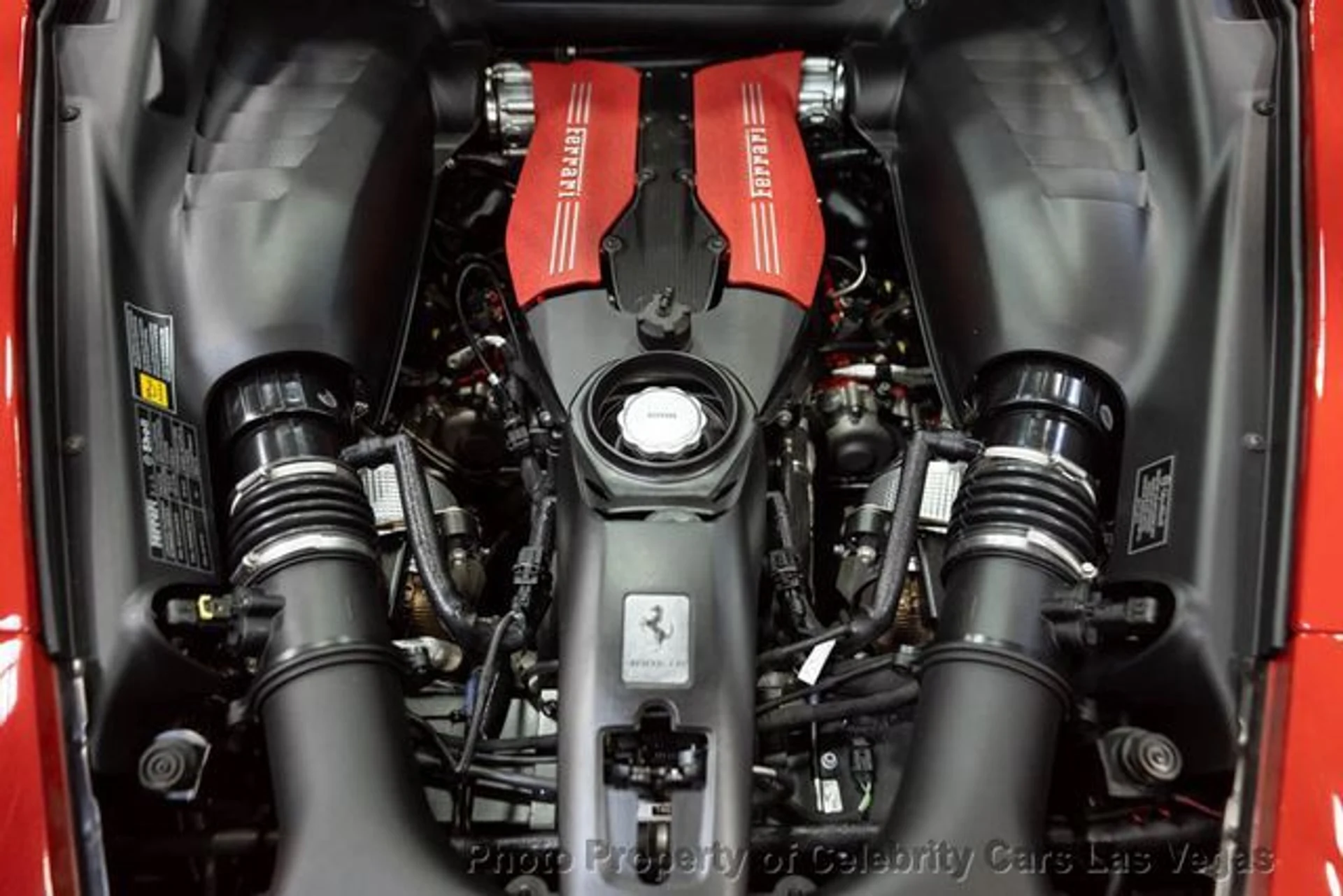 mph034_1081980940_used_2018_ferrari_488_gtb_coupe_9707_23093492_39_640_b65eb16738