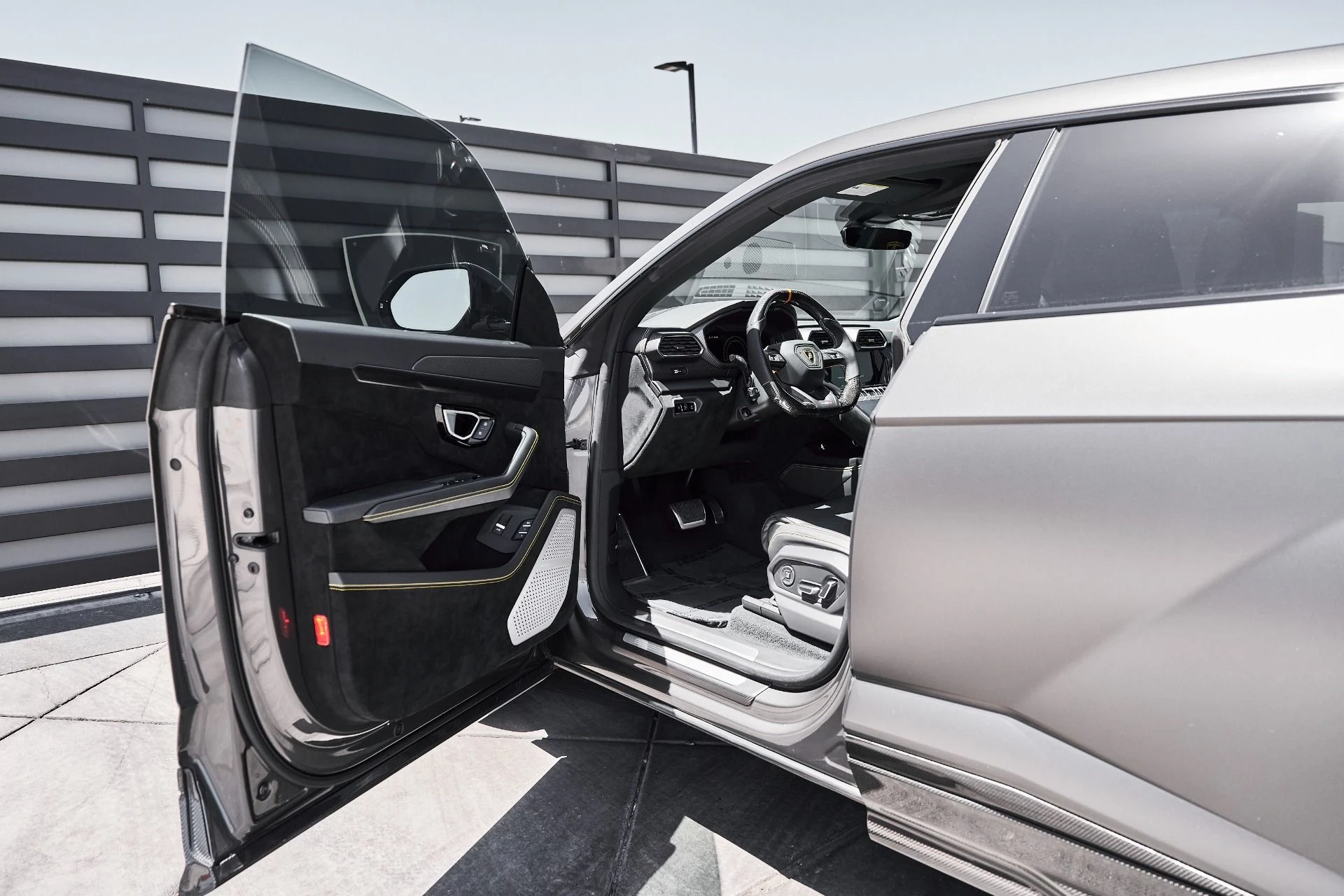 mph034_1114384454_Used_2024_Lamborghini_Urus_Performante_1781228447_0a406592dc
