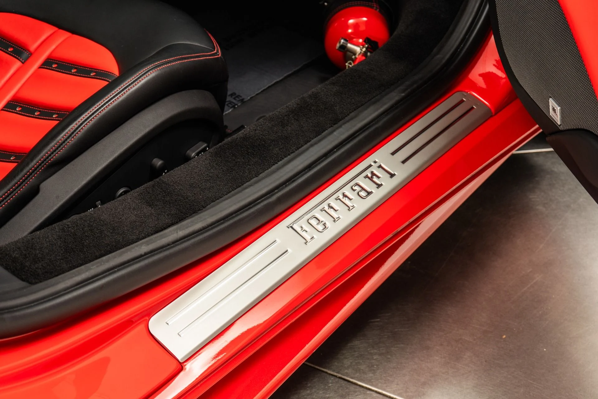 mph034_1122025955_Used_2018_Ferrari_488_GTB_Two_Tone_Interior_Daytona_Seats_Sport_Exhaust_Low_Miles_1783632285_0187ffa538
