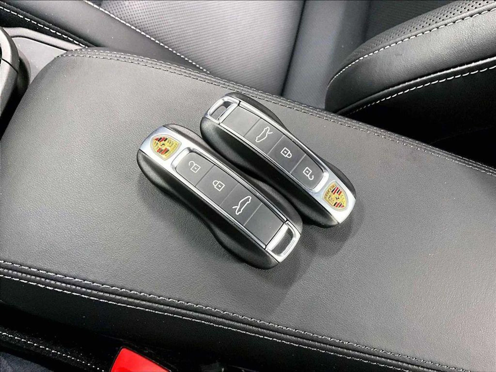 mph034_1132282090_MMUSZP_Hzxx3jgqw5ef_D4_Z_Mw_Qglo_5bb63dfd01