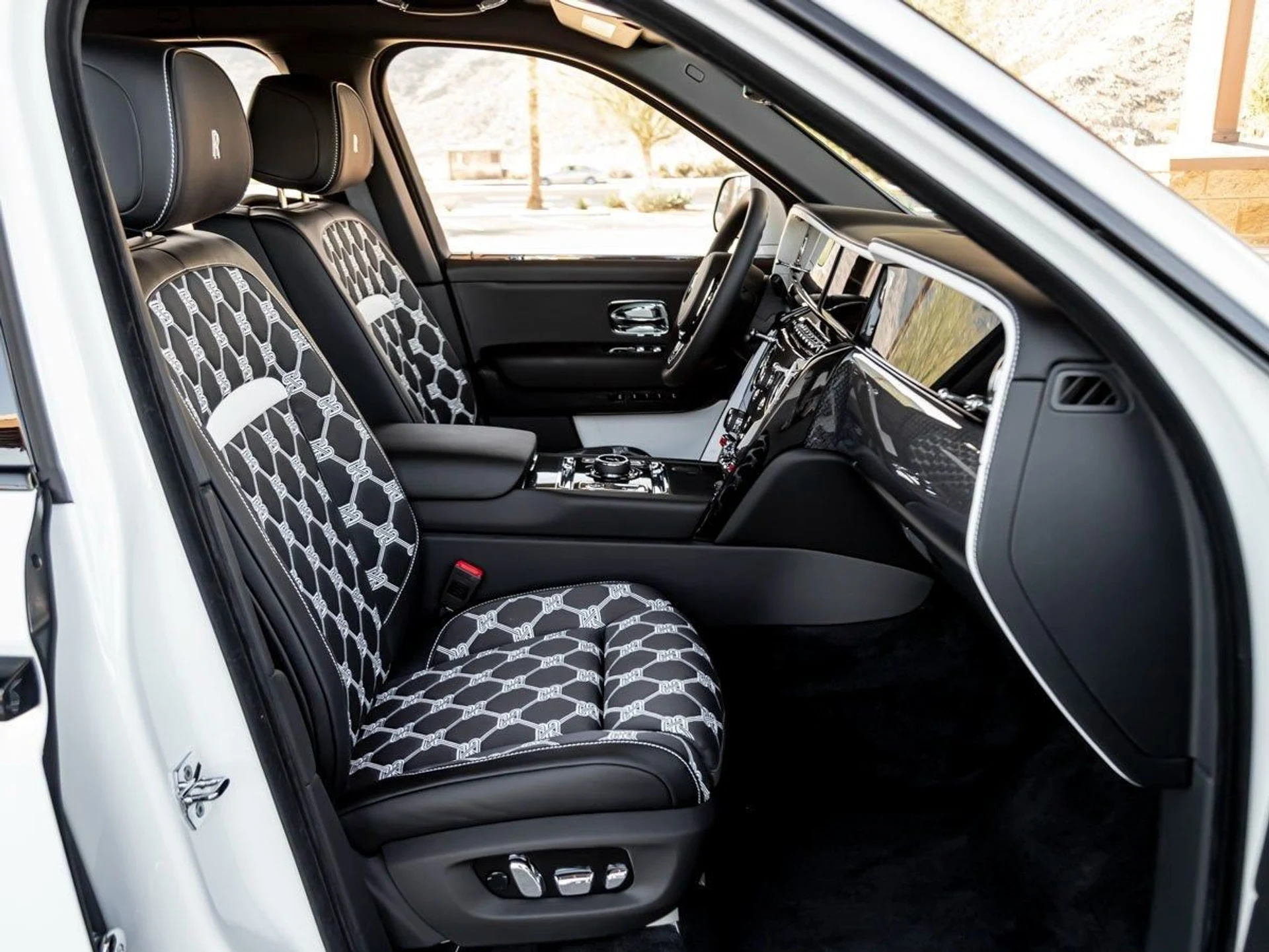 mph034_1144279384_35_4772ab8b87