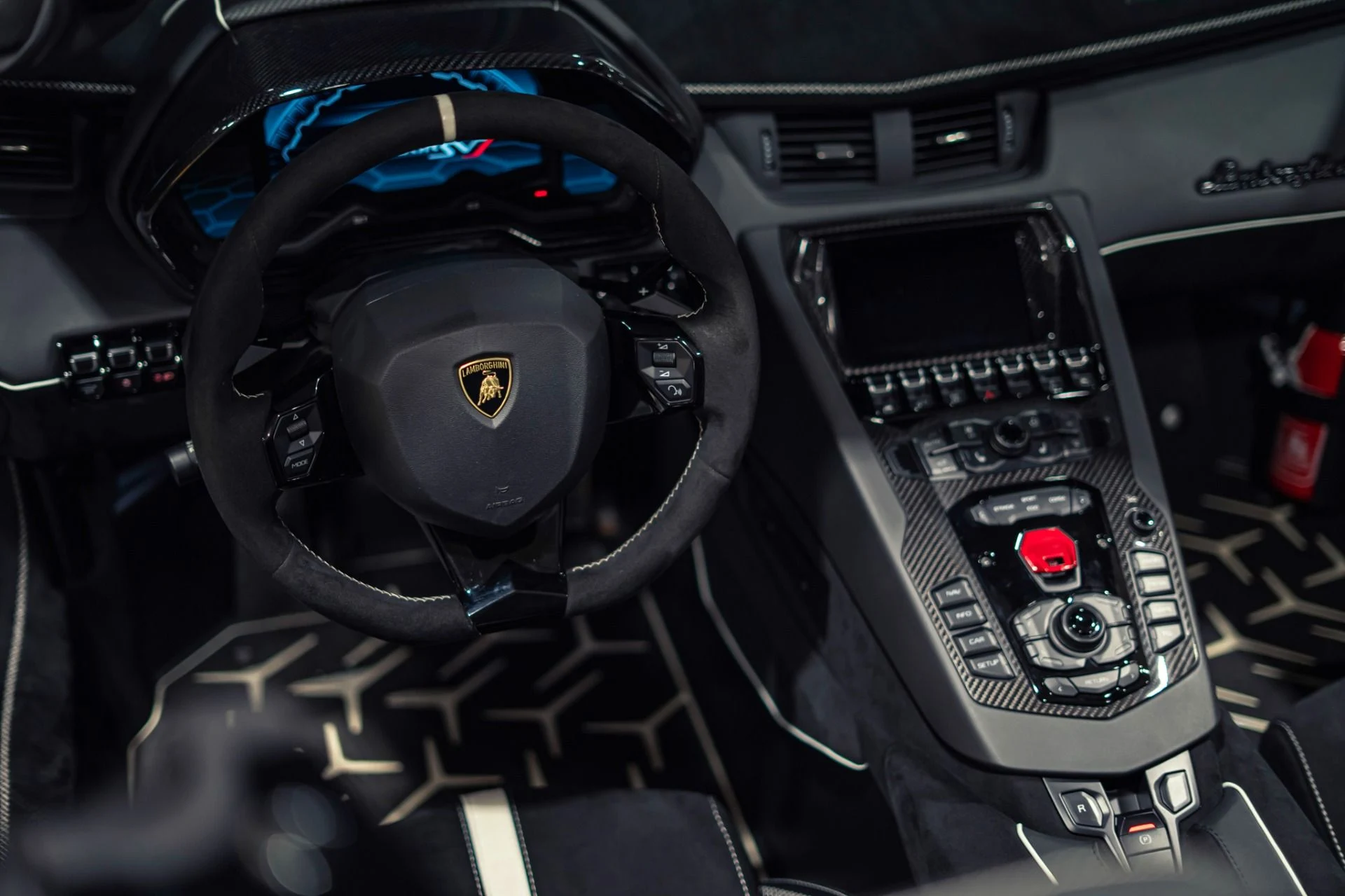 mph034_1146812593_Used_2020_Lamborghini_Aventador_LP_770_4_SVJ_1778086928_3ea2344904