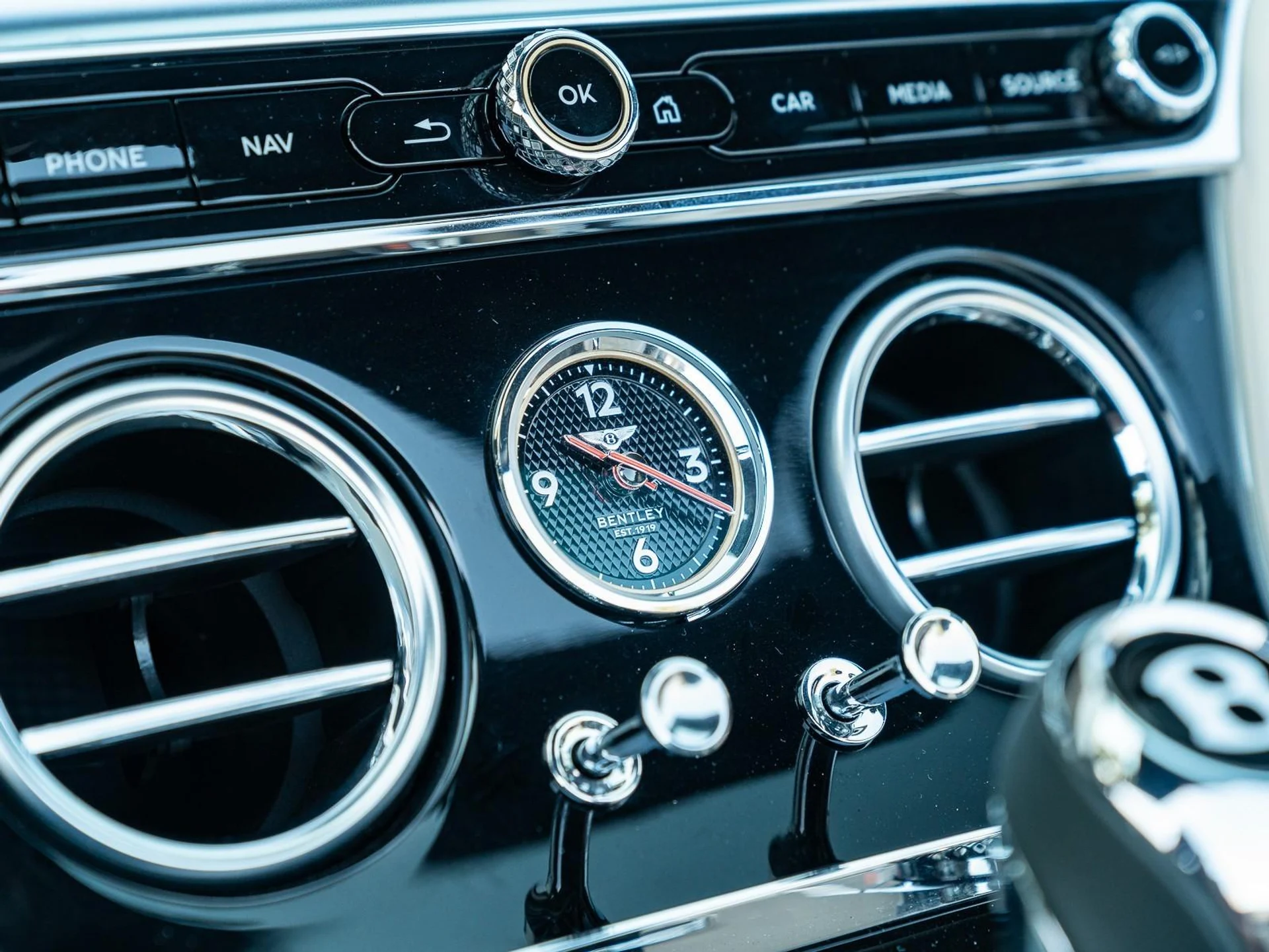 mph034_1154625577_Used_2022_Bentley_Continental_GT_Speed_1766182001_f568105ace