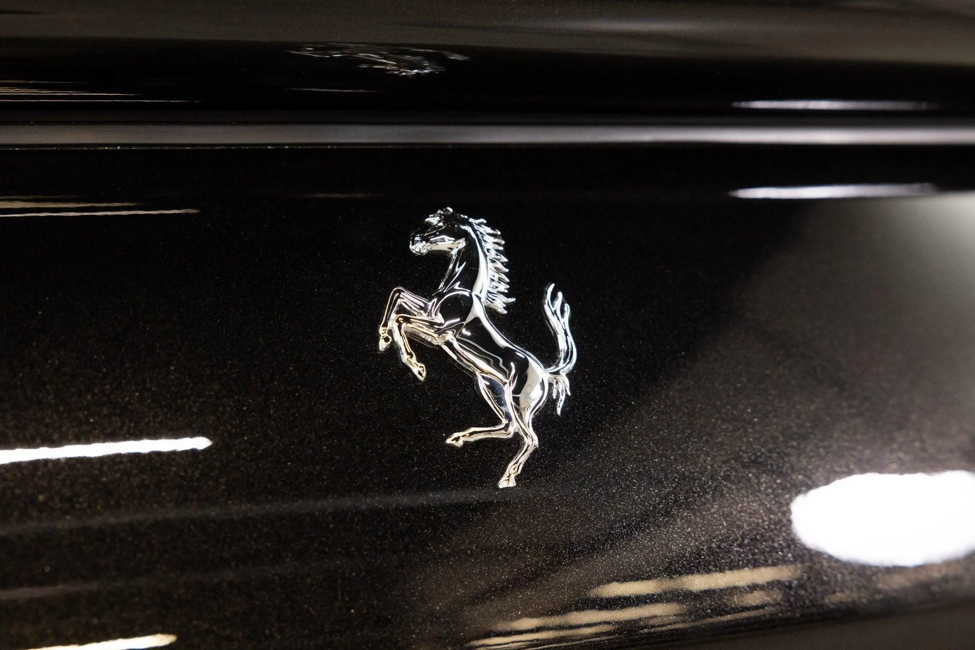 mph034_1154964344_Used_2023_Ferrari_Roma_1791631706_984b042472