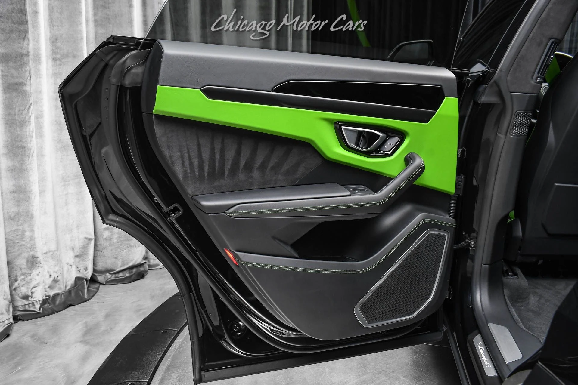 mph034_1155112535_13420_p35_l_7597a53aae