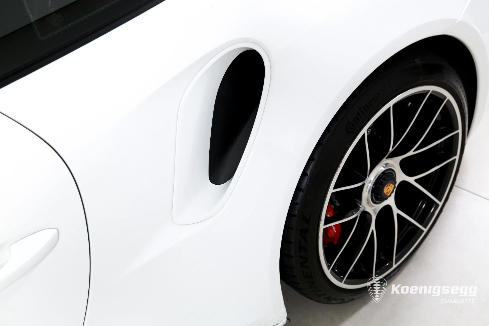 mph034_1157700199_Used_2018_Porsche_911_Turbo_S_1782495119_25ff6be585