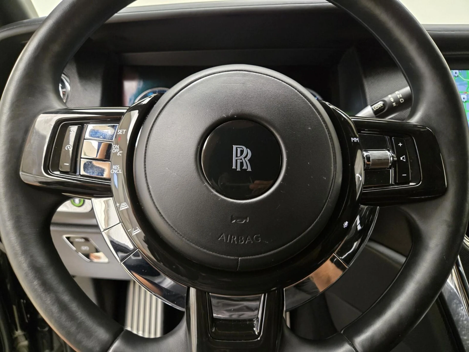 mph034_1181912125_Used_2020_Rolls_Royce_Cullinan_1759993133_97aa1173a4