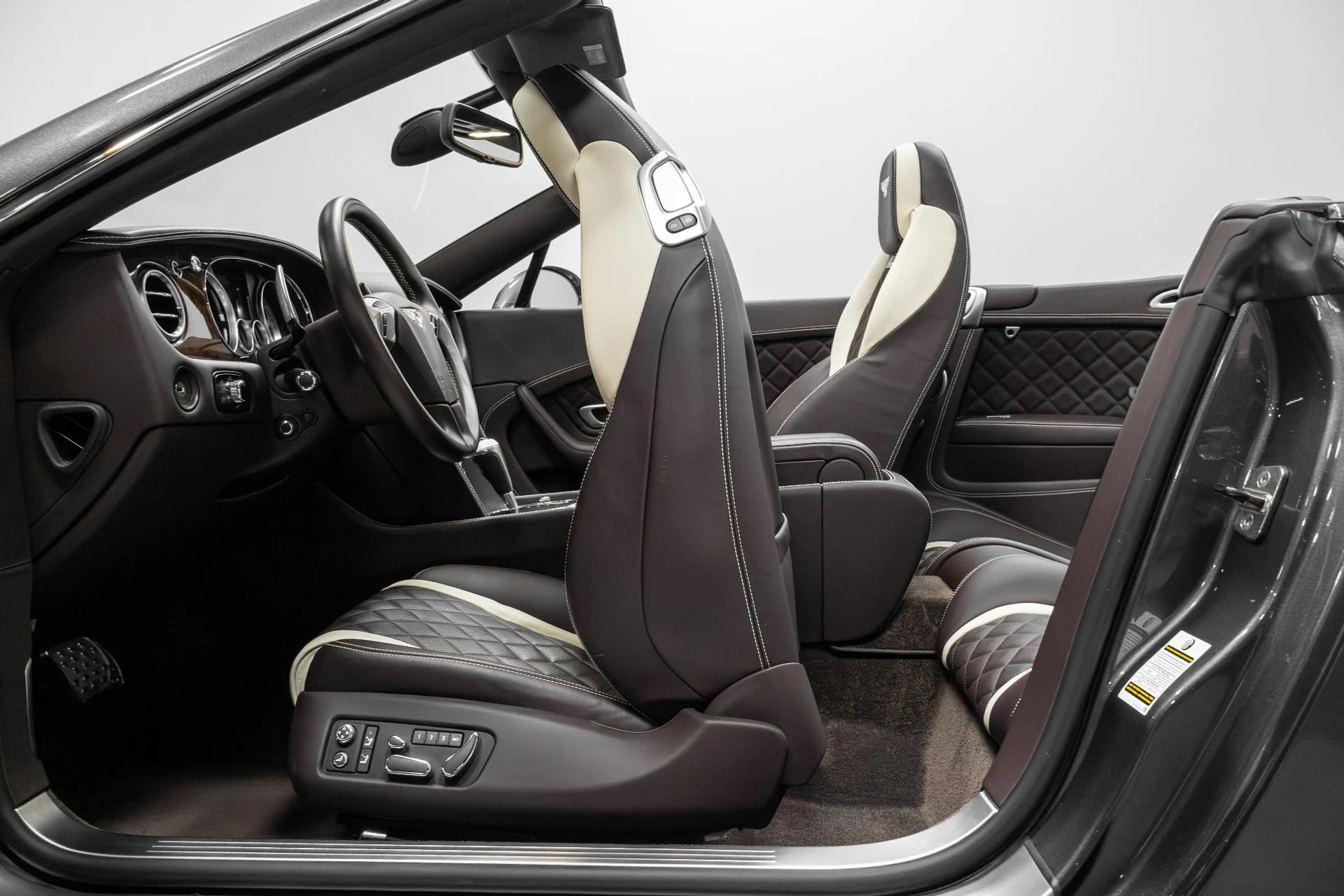 mph034_1185961390_Used_2018_Bentley_Continental_GT_W12_1772672935_862427543e