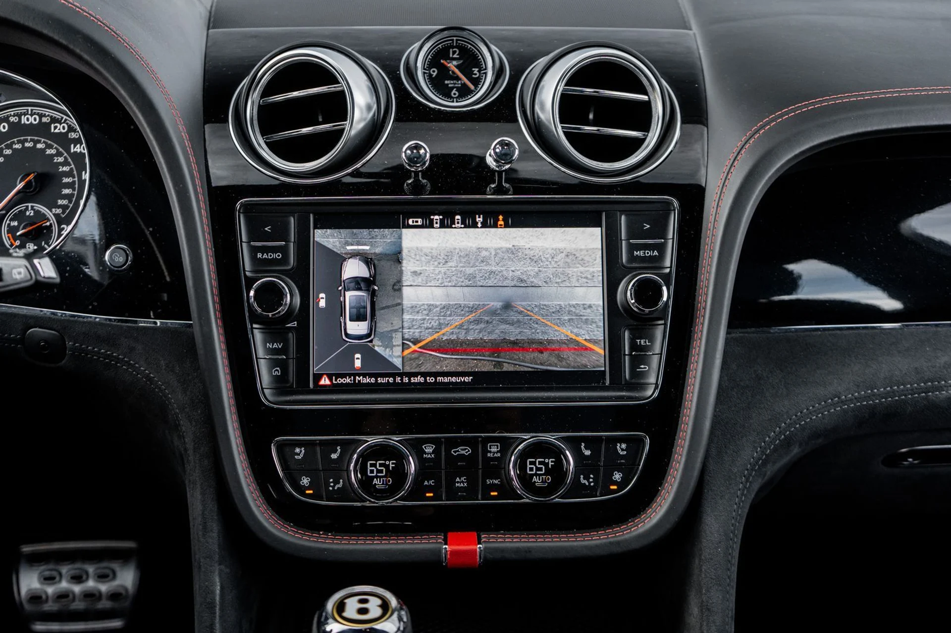 mph034_1192356842_80ca31d9_8c04_4e94_ae5d_8891752b7f91_76488aeaee