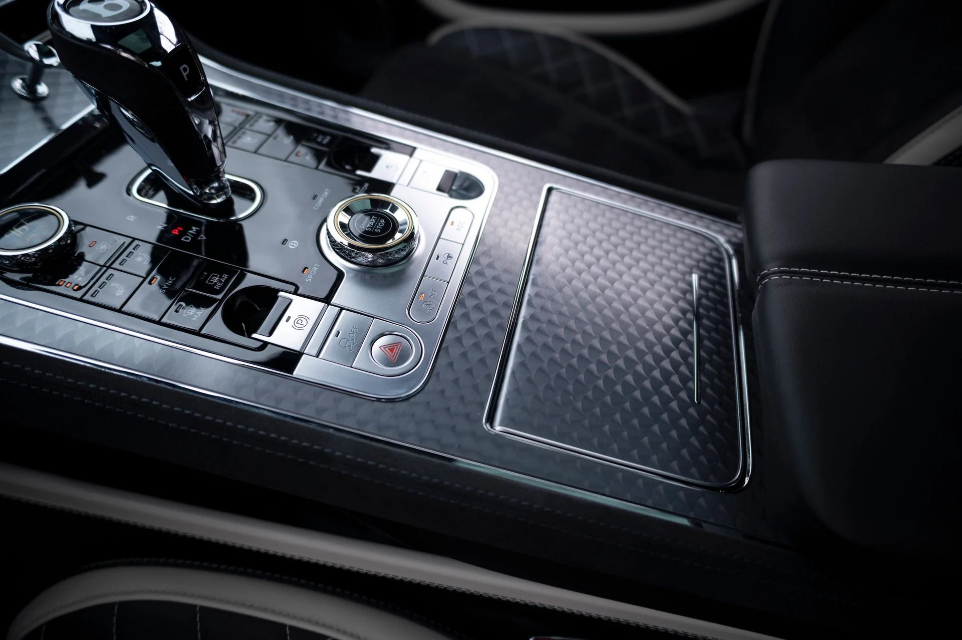 mph034_1209593776_ae10b6ef4af74484ae7557925baacf37_f819a7970e