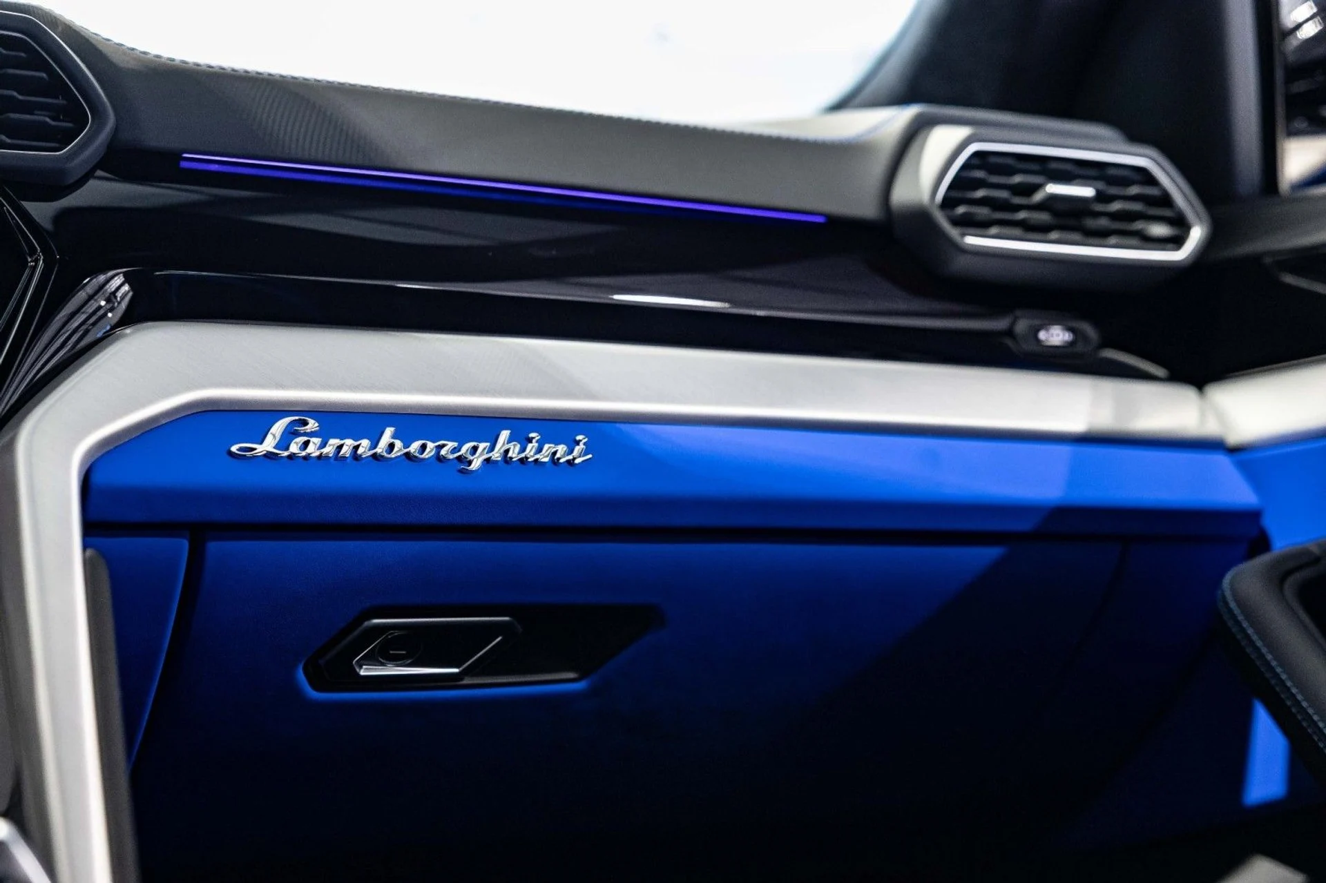 mph034_1229551993_c_Q_47dd8e256a