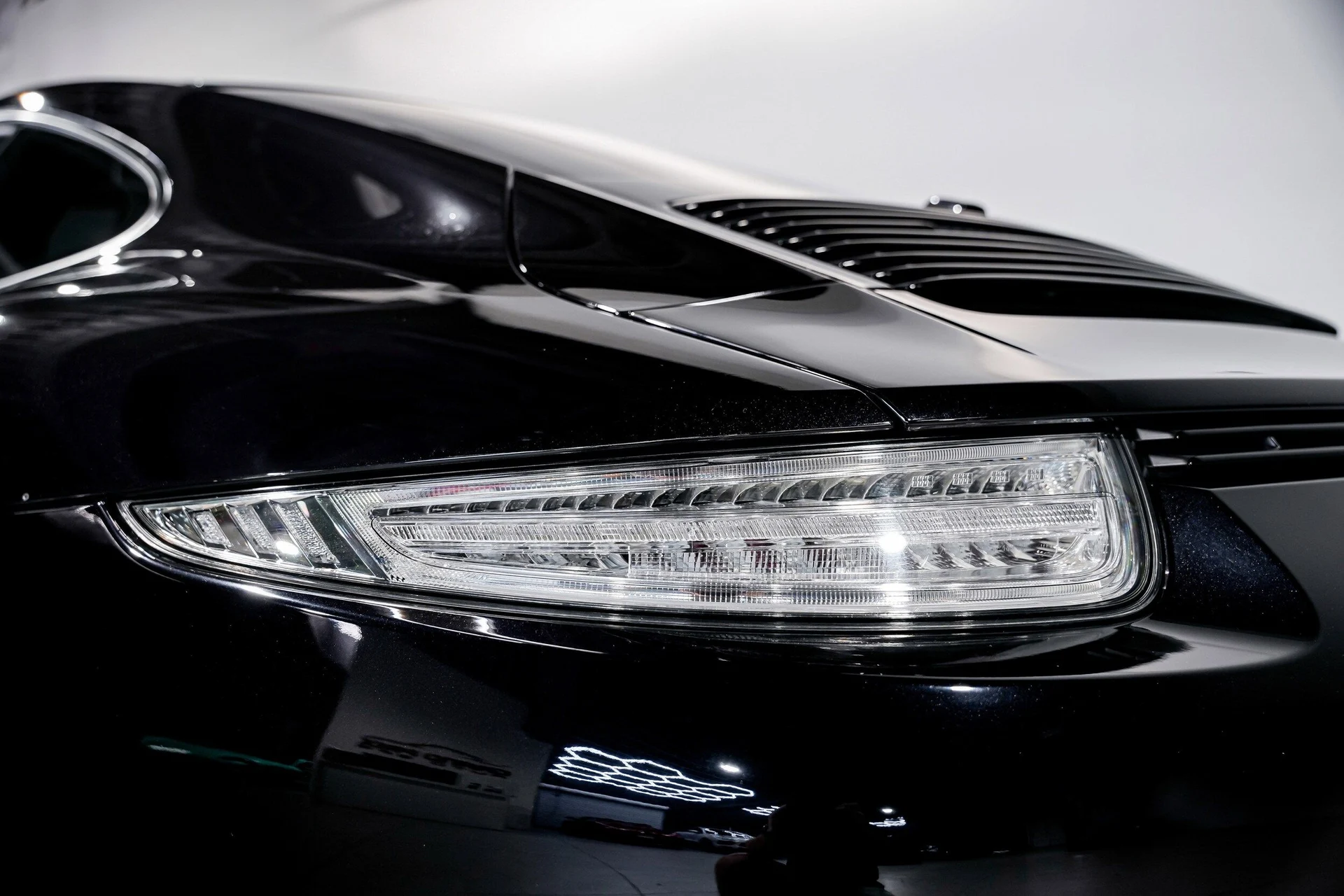 mph034_1231372512_52fef1e93889c7418efc584fc4df01fbx_d716bdf26e