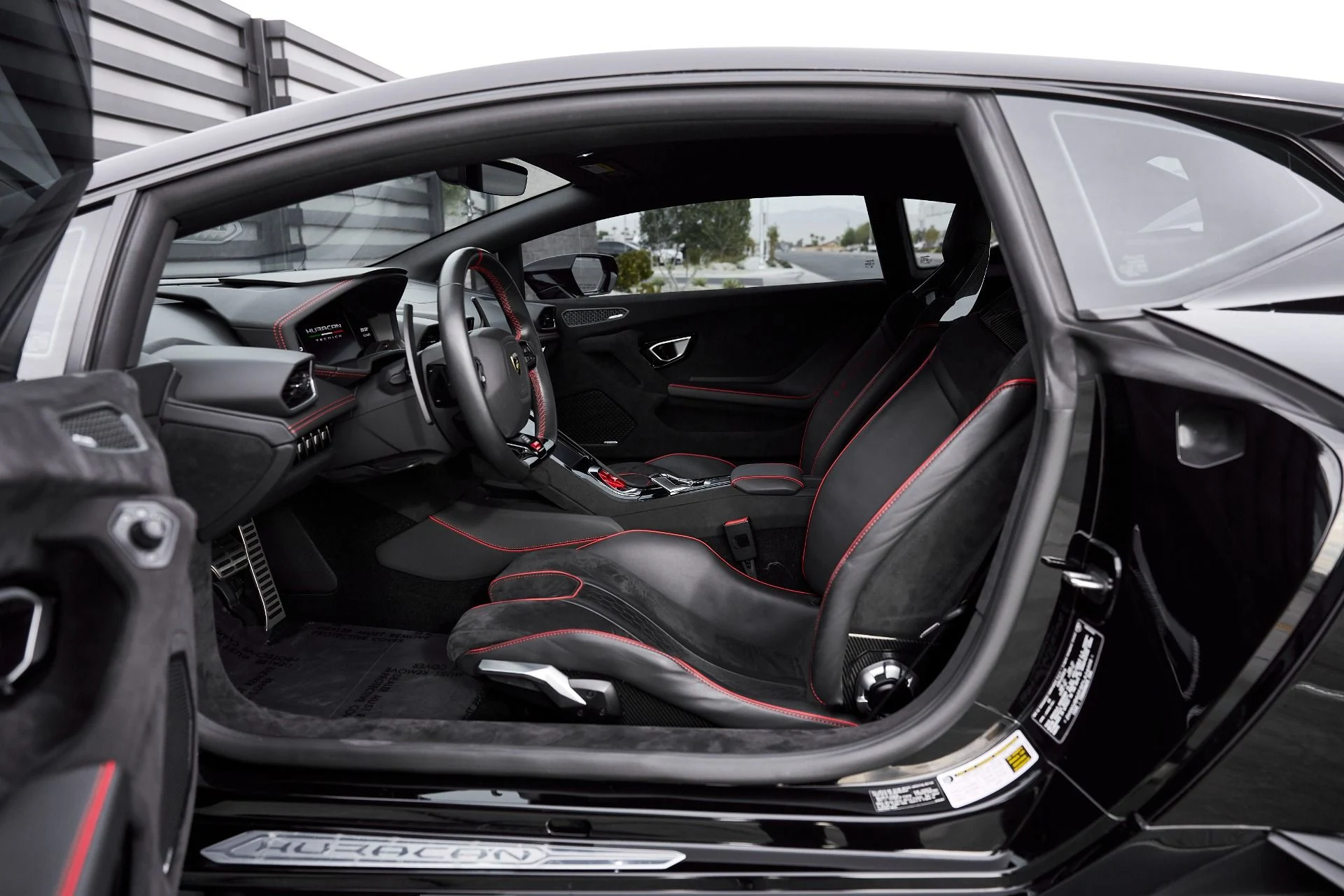 mph034_1232812011_Used_2023_Lamborghini_Huracan_Tecnica_Base_1766269044_09752864c5