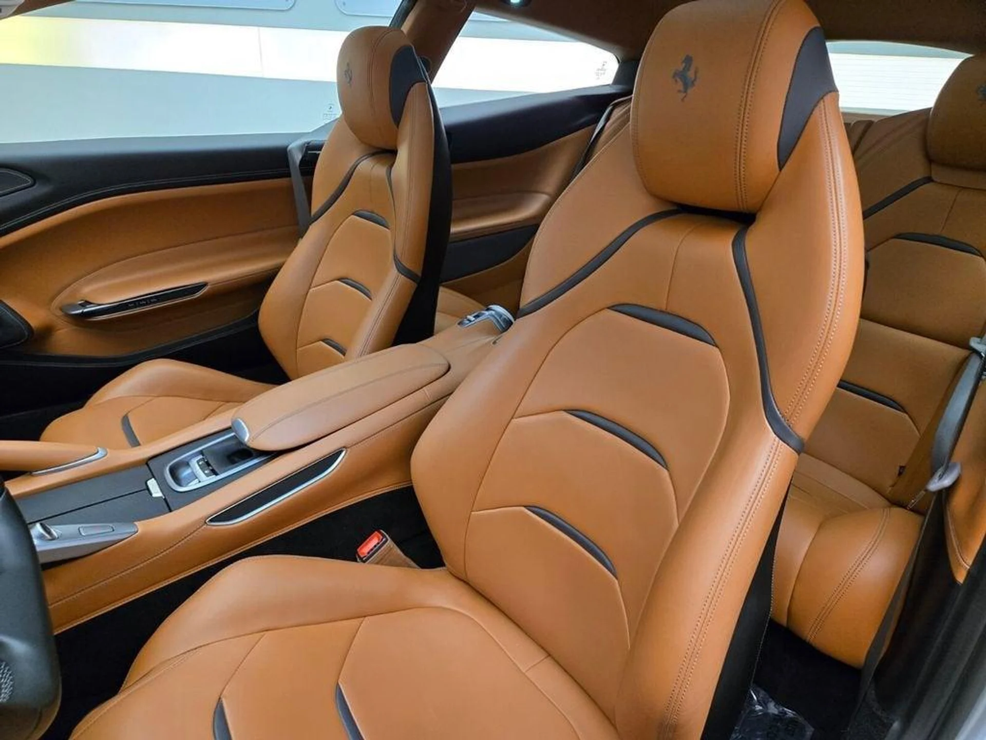 mph034_1233745559_Used_2017_Ferrari_GTC_4_Lusso_V12_1771611648_3031466da0