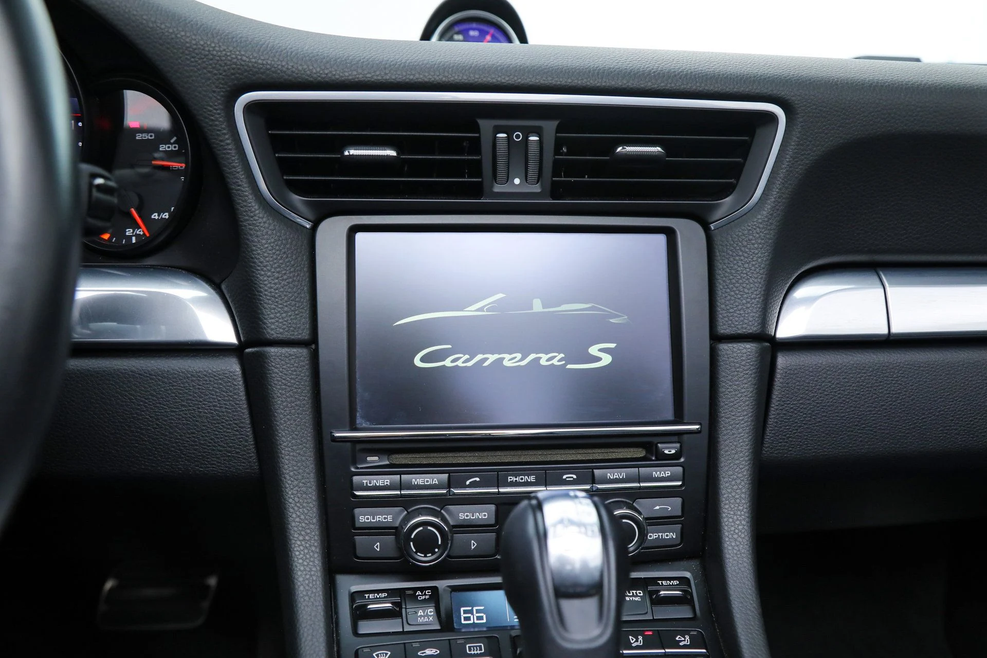 mph034_1251195840_6183227097776817317bd4f84463a799_73758cd4d2