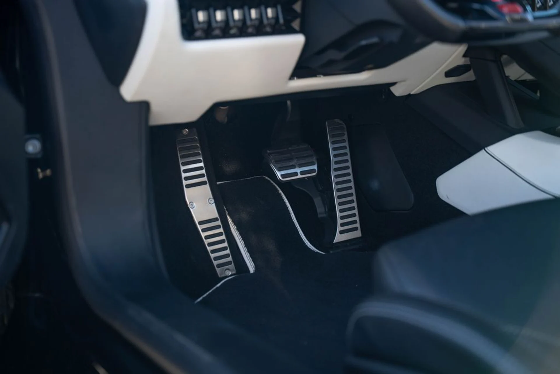 mph034_1254665917_2357e6a9_466e_4cbb_8c6d_3d434d2c9736_72e0871a38