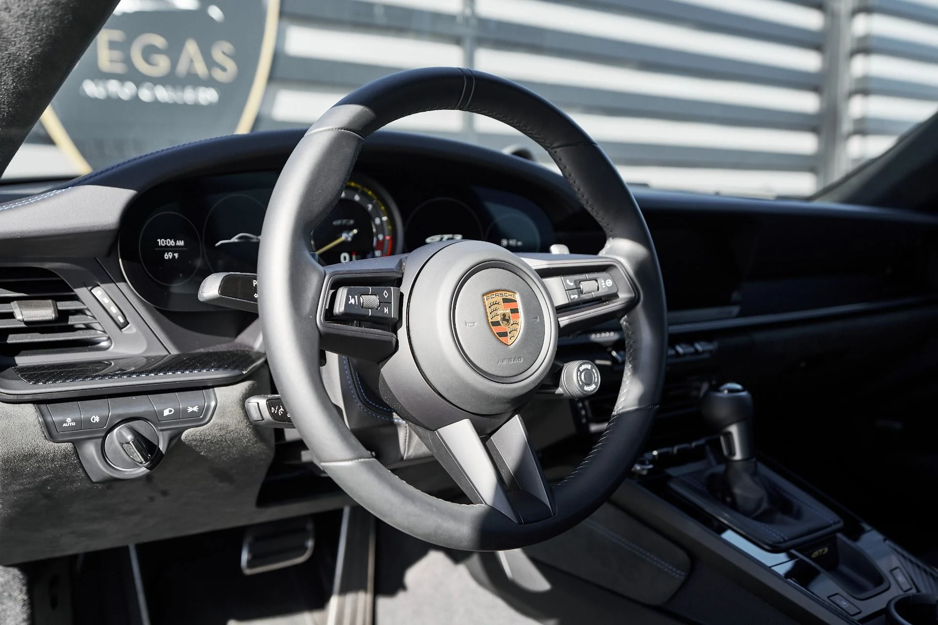 mph034_1268348509_Used_2023_Porsche_911_GT_3_1761779553_ad65590ede