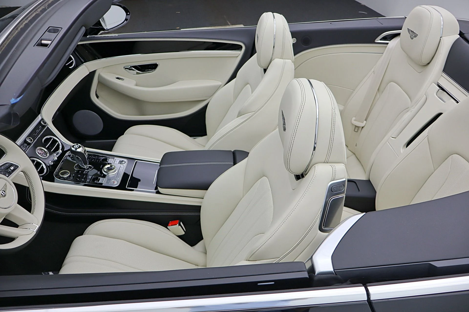 mph034_1269440067_New_2026_Bentley_Continental_GTC_c82428d888