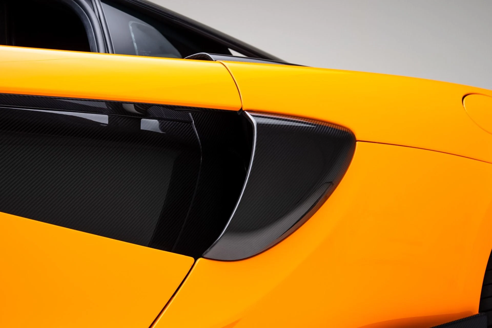 mph034_1275951740_Used_2019_Mc_Laren_600_LT_1771372935_36892e957f