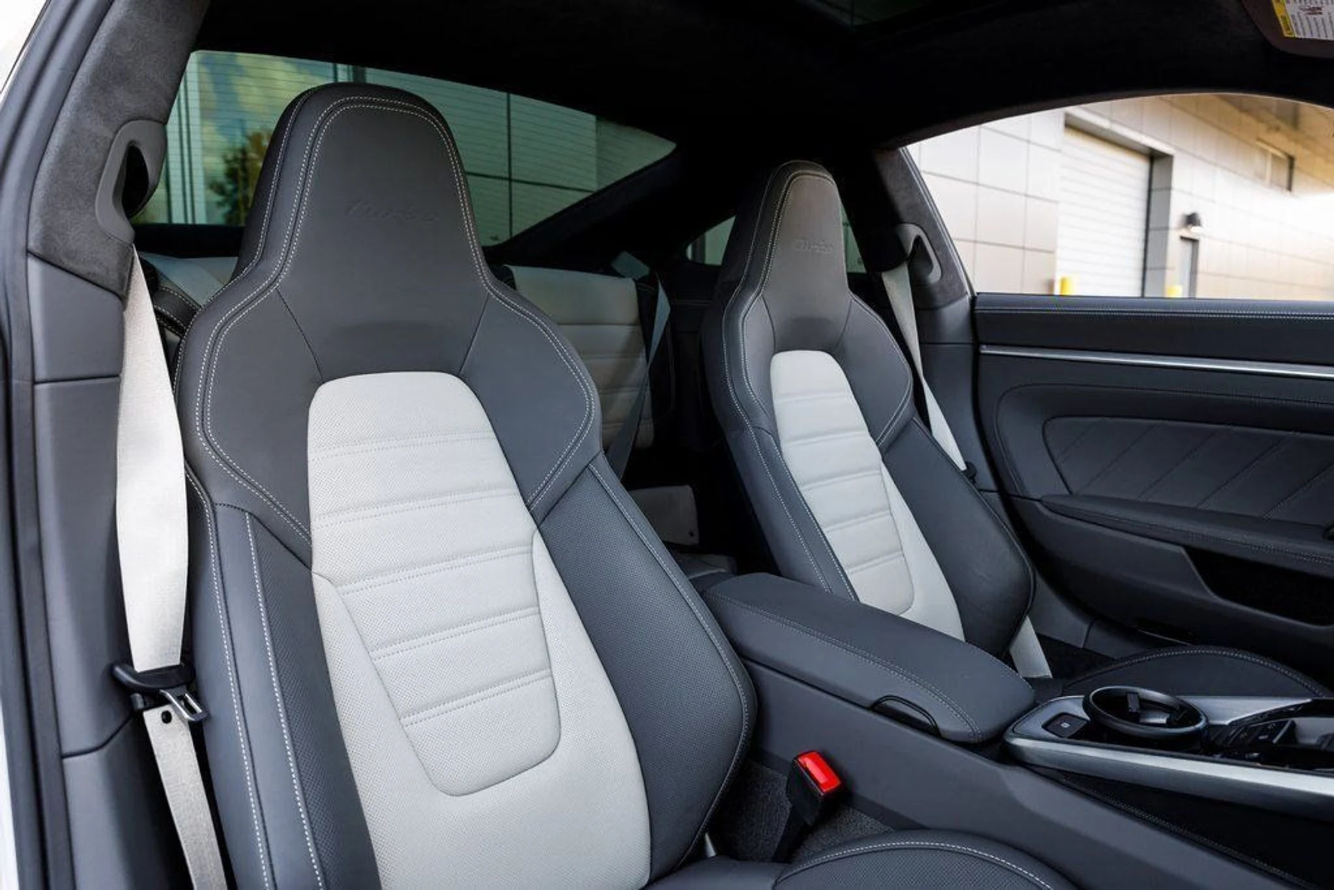 mph034_1276960887_b165667a22a2a8a1d2af641b8c4685a8_2057d728ff