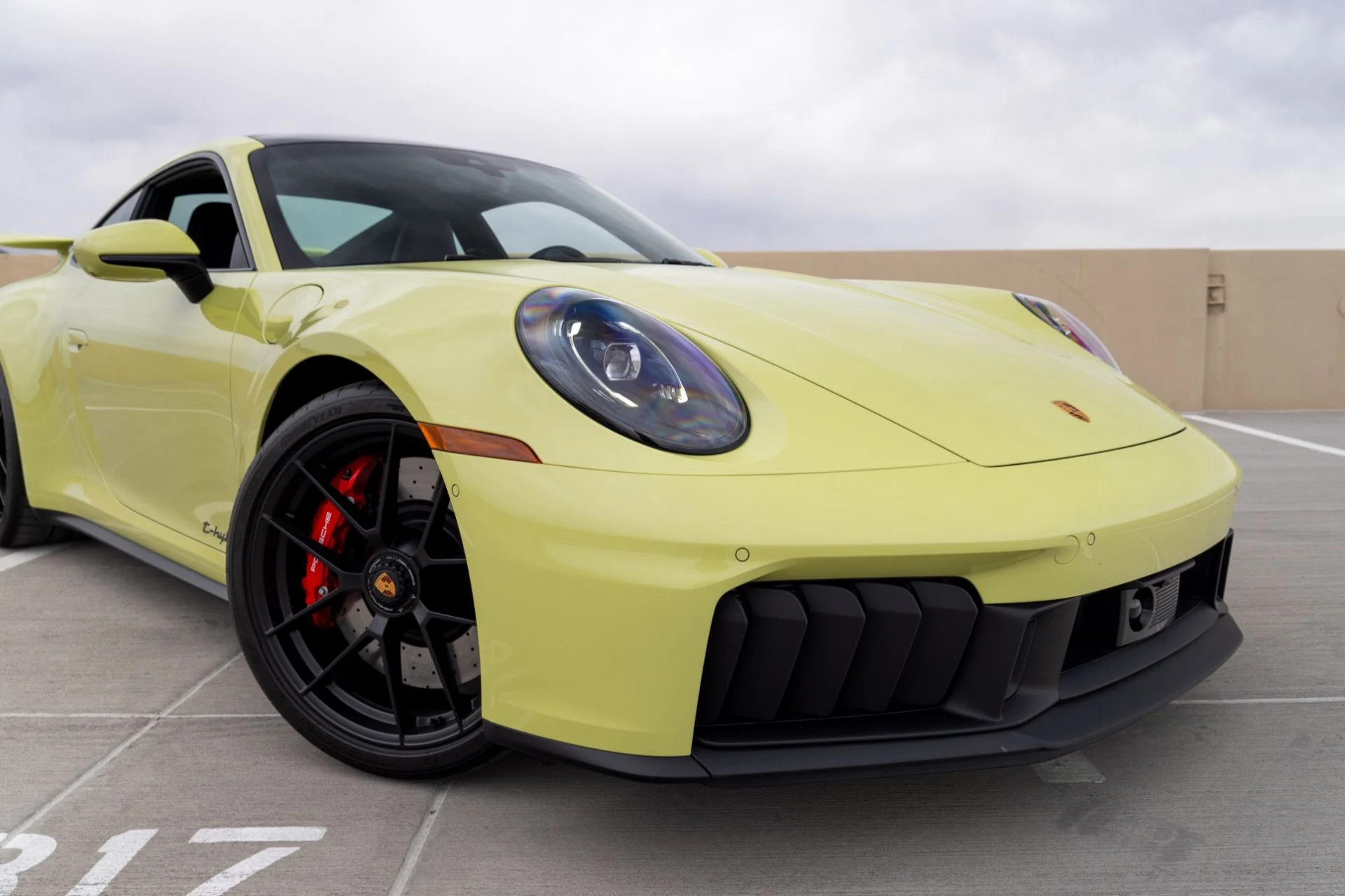 mph034_1288131762_Used_2026_Porsche_911_Carrera_GTS_1775588460_eb94e659eb