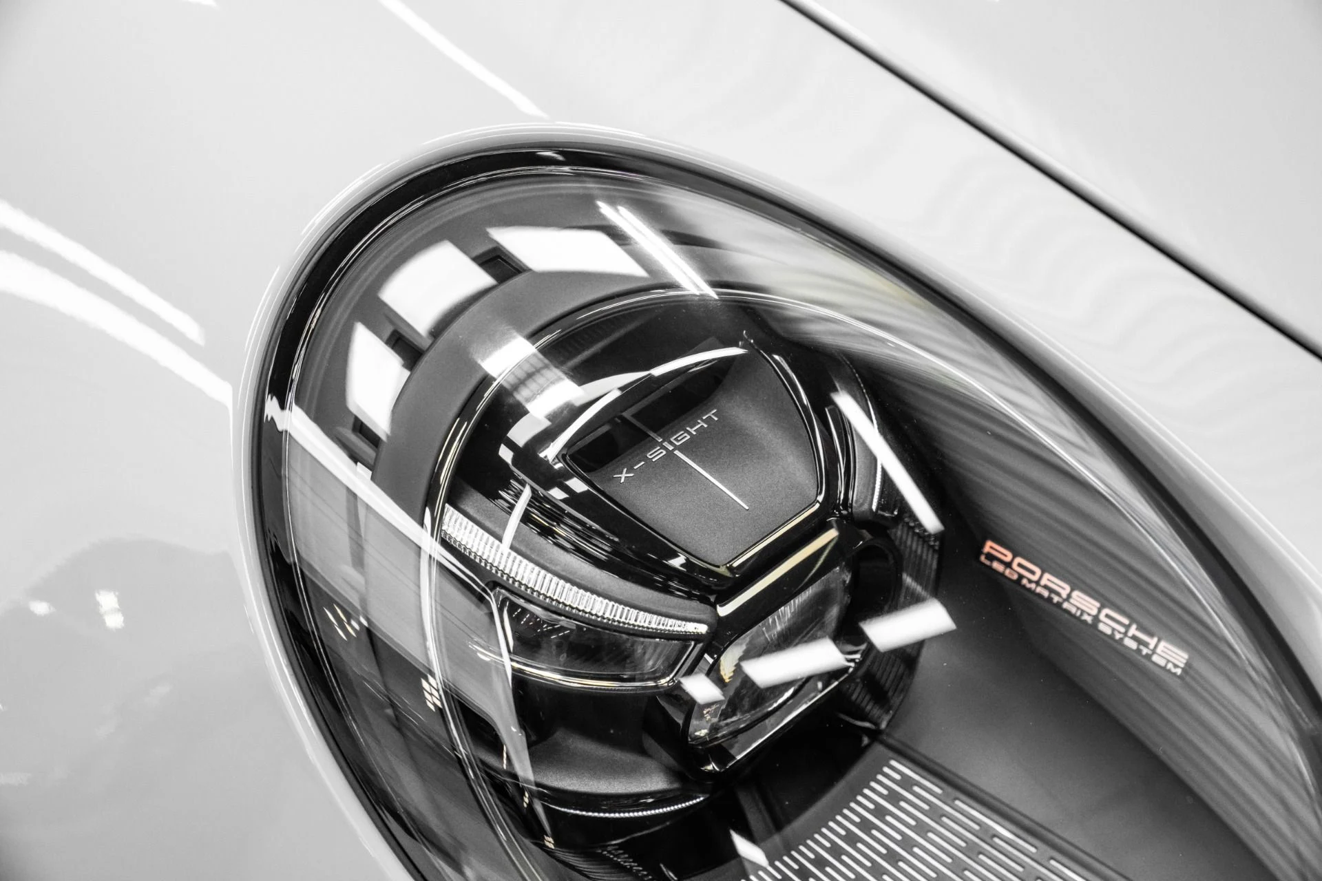 mph034_130324996_Used_2024_Porsche_911_GT_3_Touring_1761943972_29297ae2f9