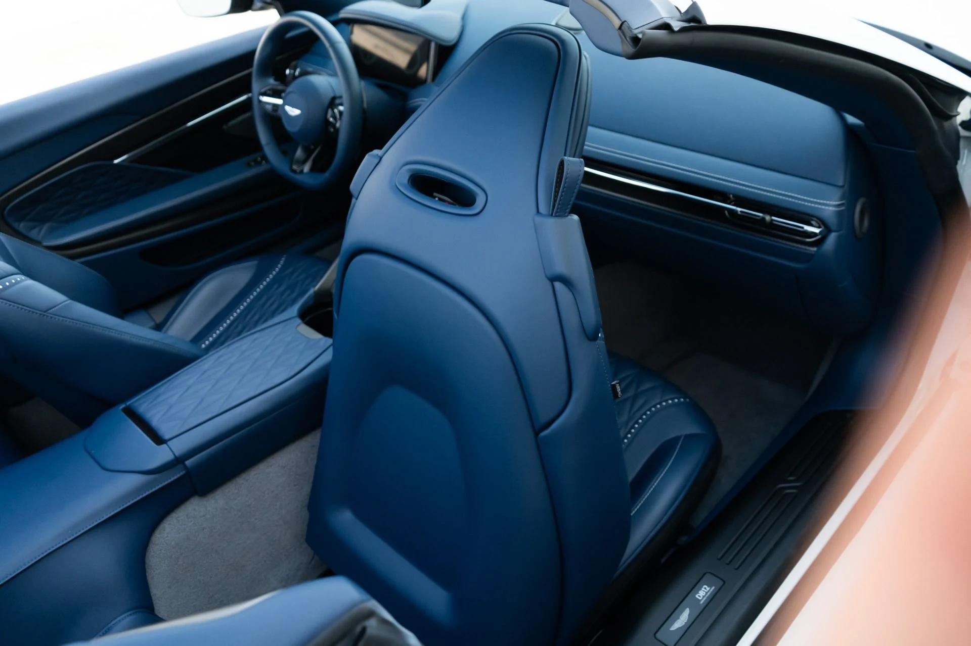 mph034_1305685314_Used_2025_Aston_Martin_DB_12_Volante_1785884214_d3f5bf33b6