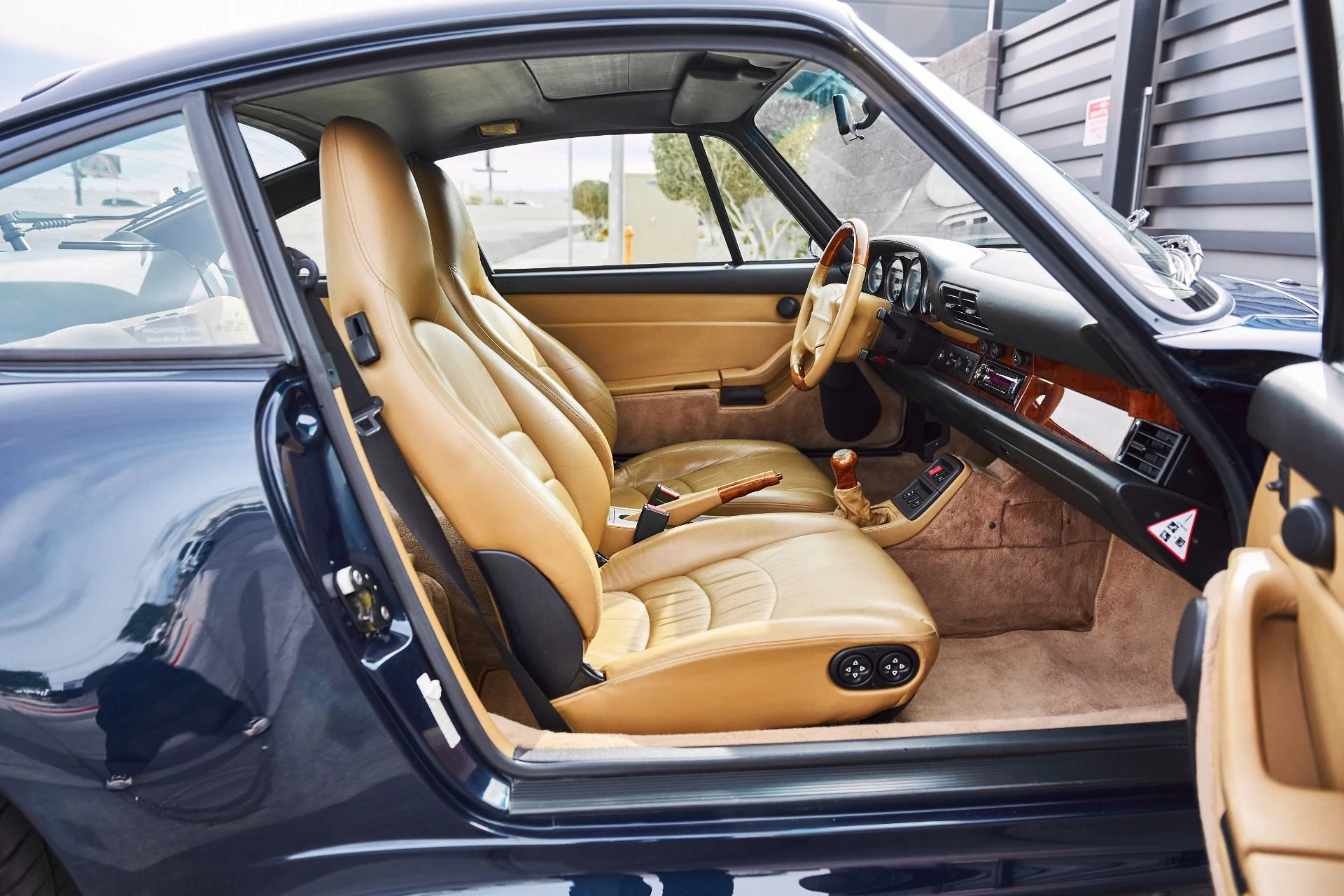 mph034_1309746683_Used_1997_Porsche_911_Turbo_1770864818_1dab713fa3