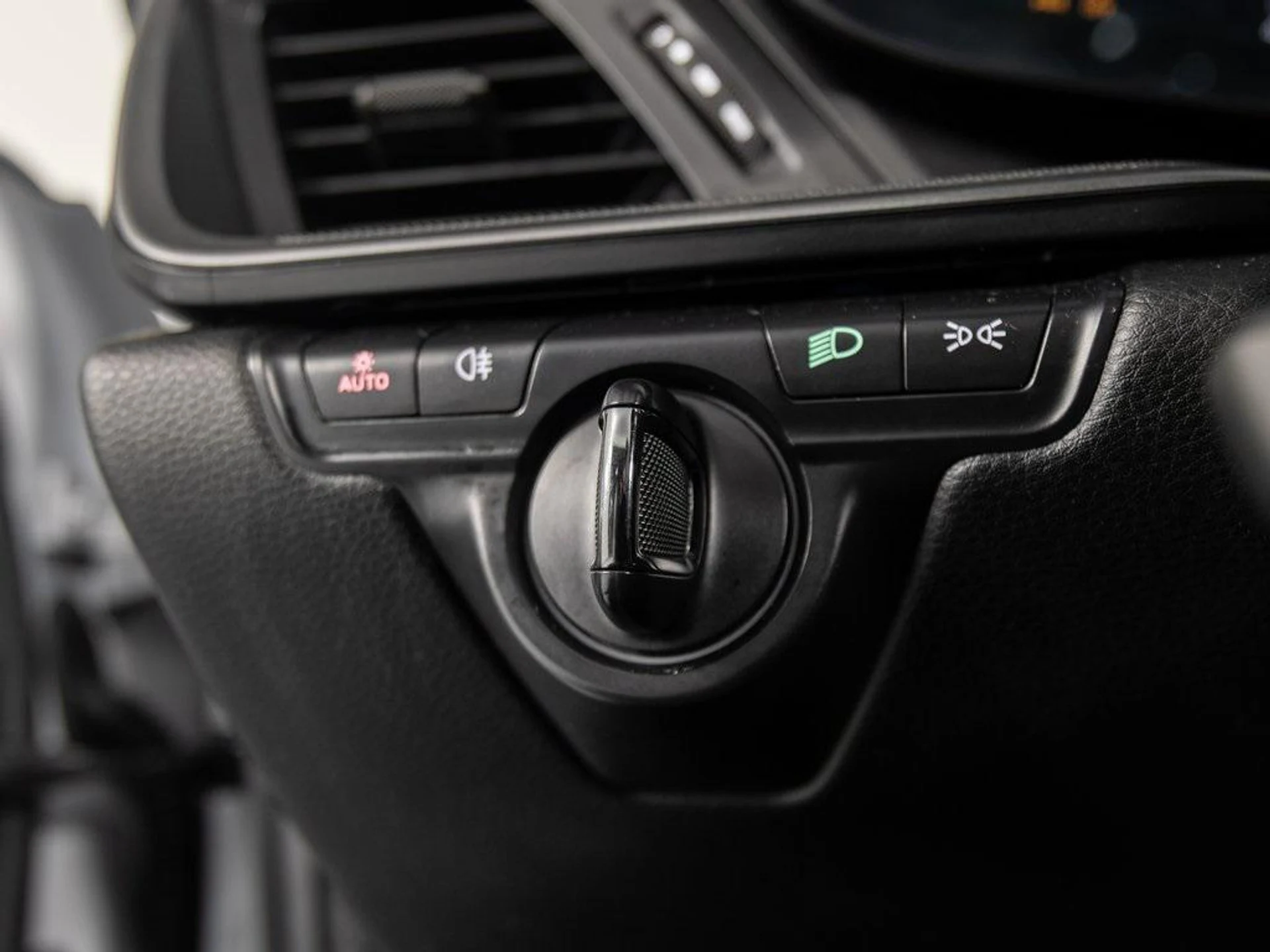 mph034_1314135752_cg_Hp_Im_Ga1_Lct_G_Kpya_V1_J_Td_Ol_PWA_c9b25896b1