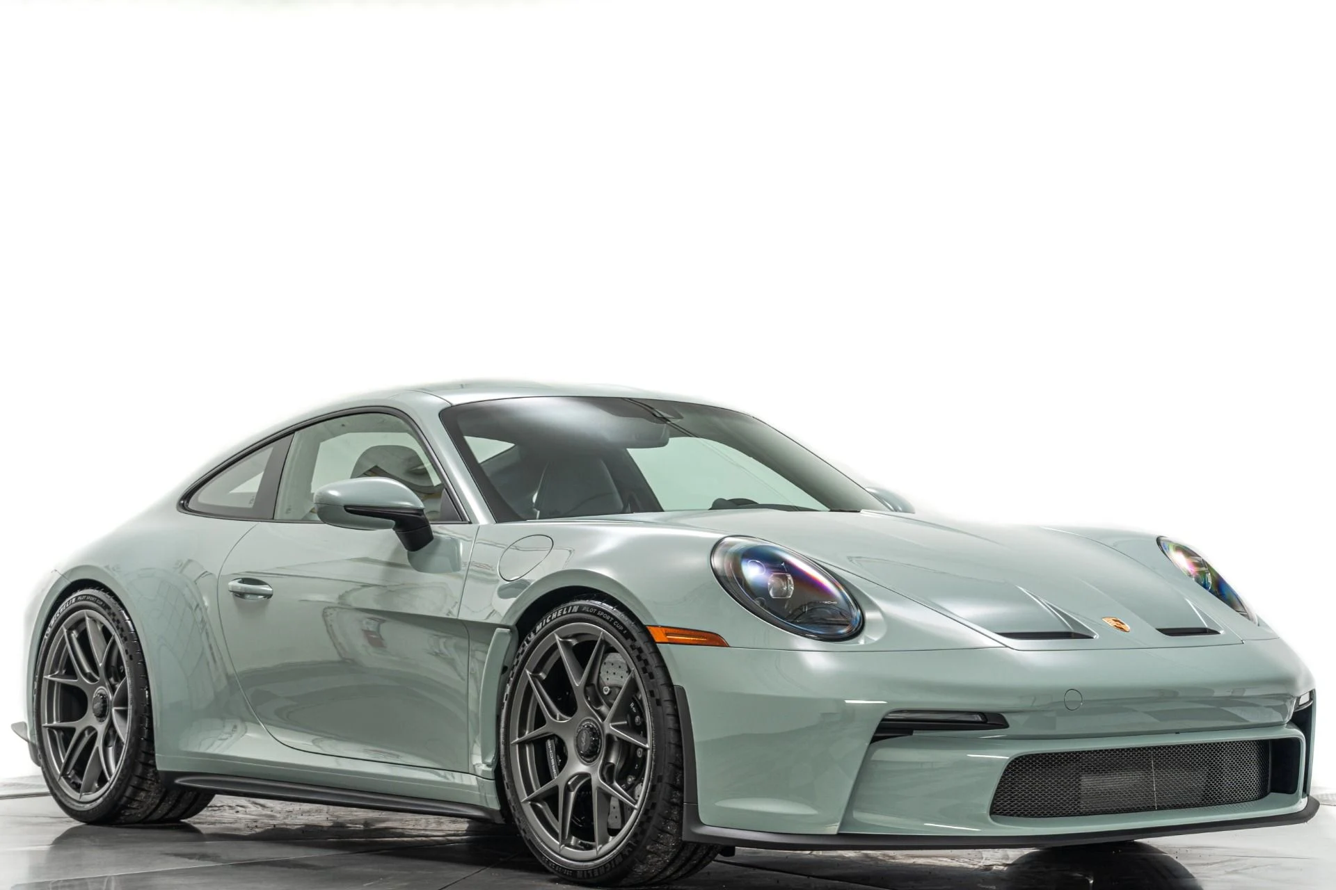 mph034_1320840970_Used_2024_Porsche_911_ST_6_Speed_Manual_PCC_Bs_Super_Low_Miles_1766178235_9356c223dc