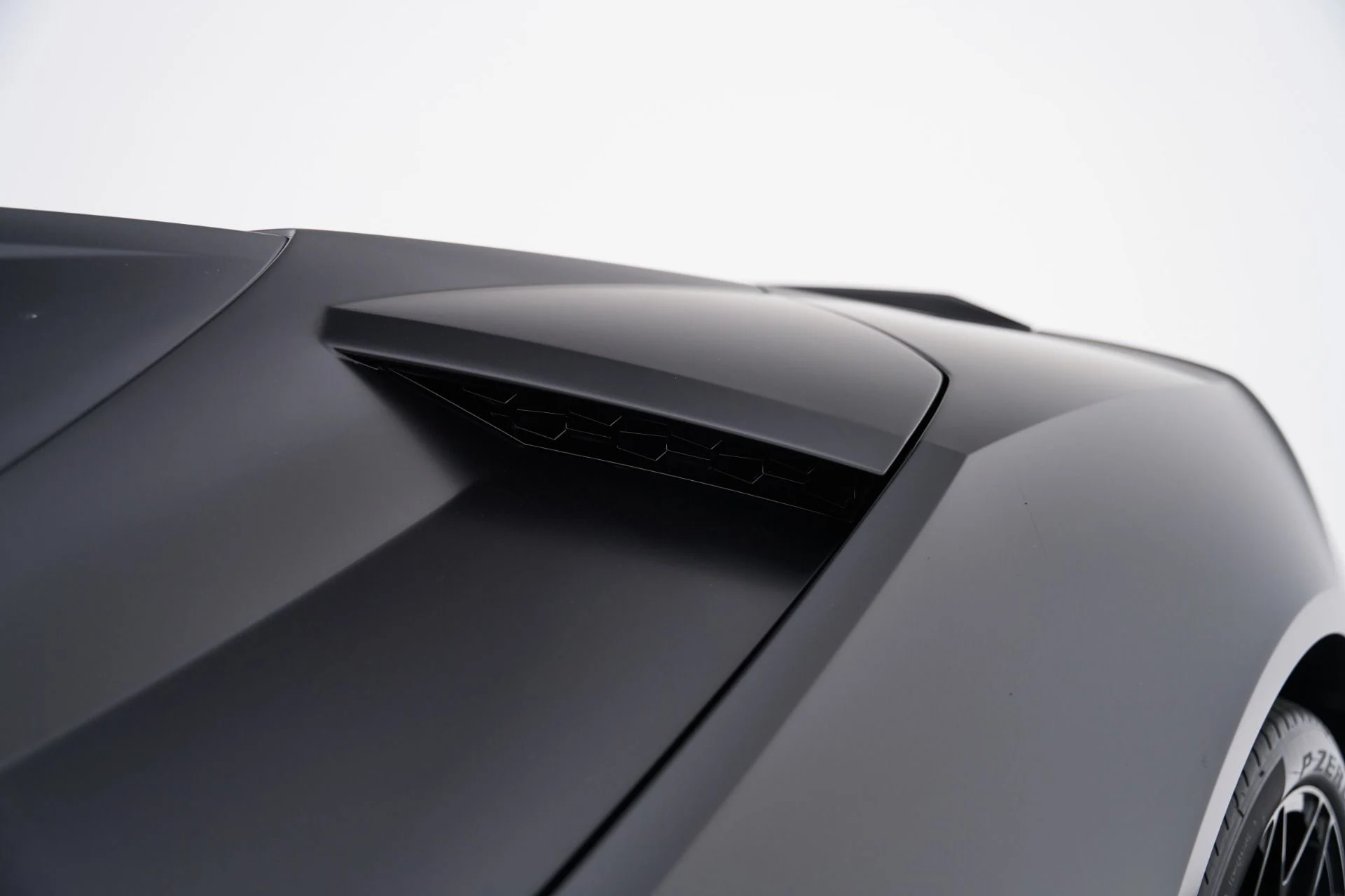 mph034_1324211245_Used_2022_Lamborghini_Huracan_EVO_Base_1792542181_6148743441