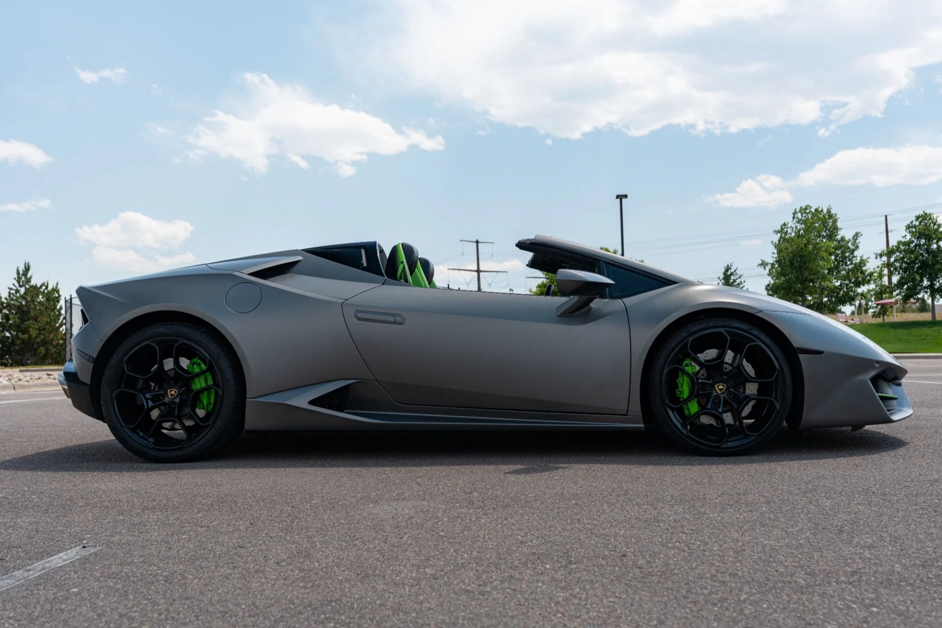 mph034_1335789638_Used_2017_Lamborghini_Huracan_LP_580_2_Spyder_1783359023_208c6b1572