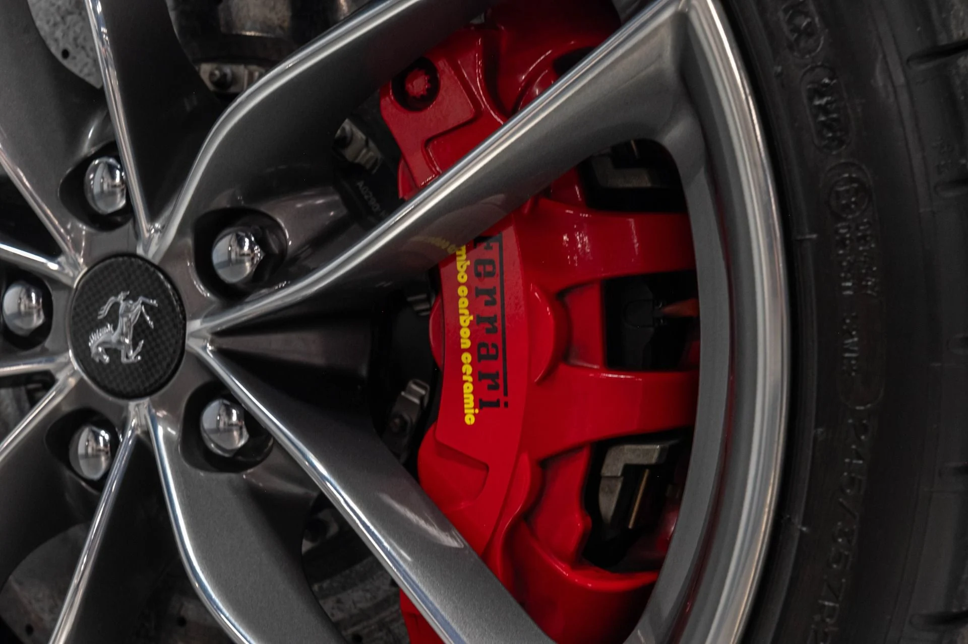 mph034_1335852010_Used_2016_Ferrari_488_Spider_Base_1785961462_87b7d721ea