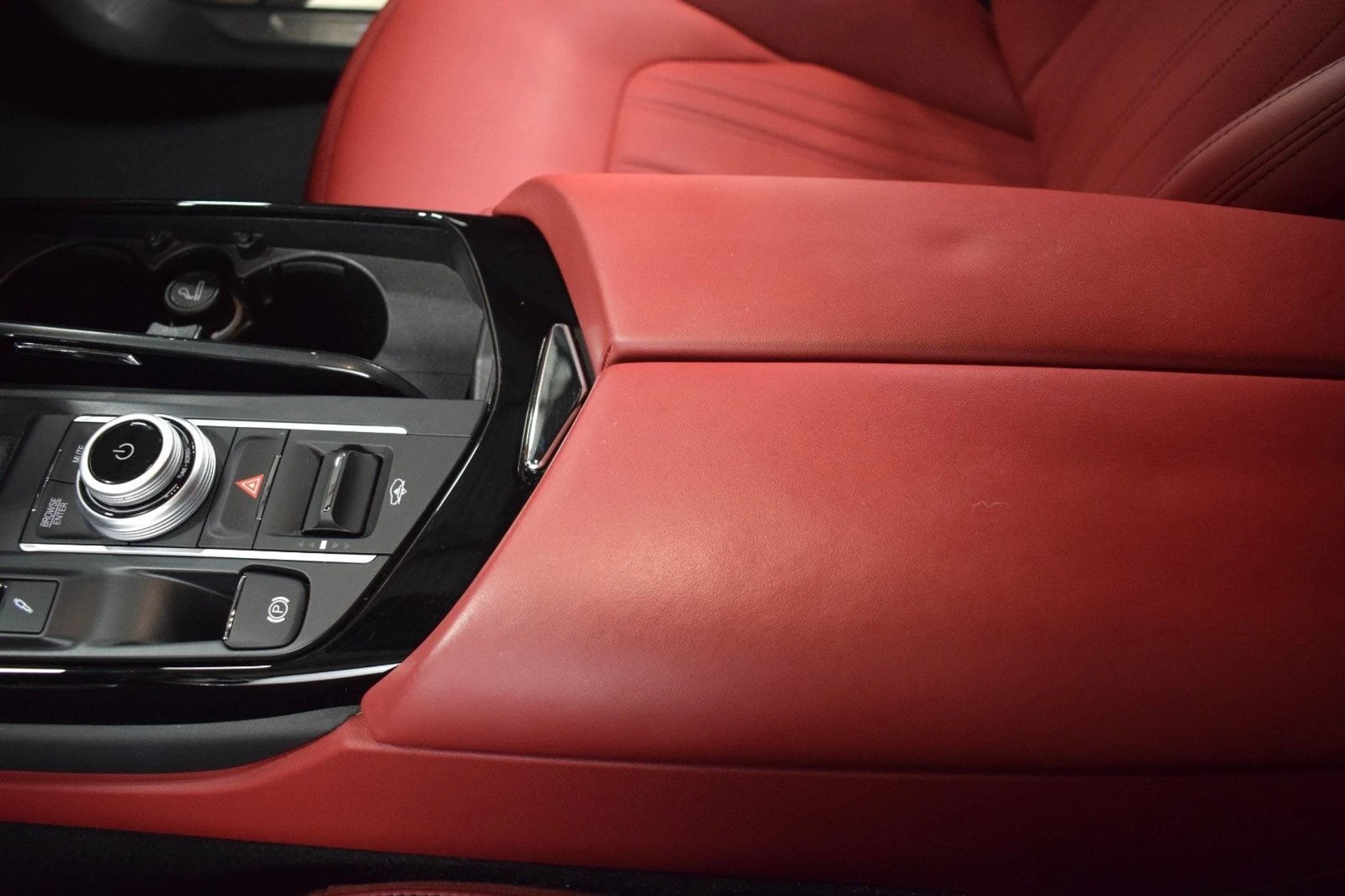 mph034_1335953978_86cc435184acf57acdf683fea1aebd53x_4cc5fb915a