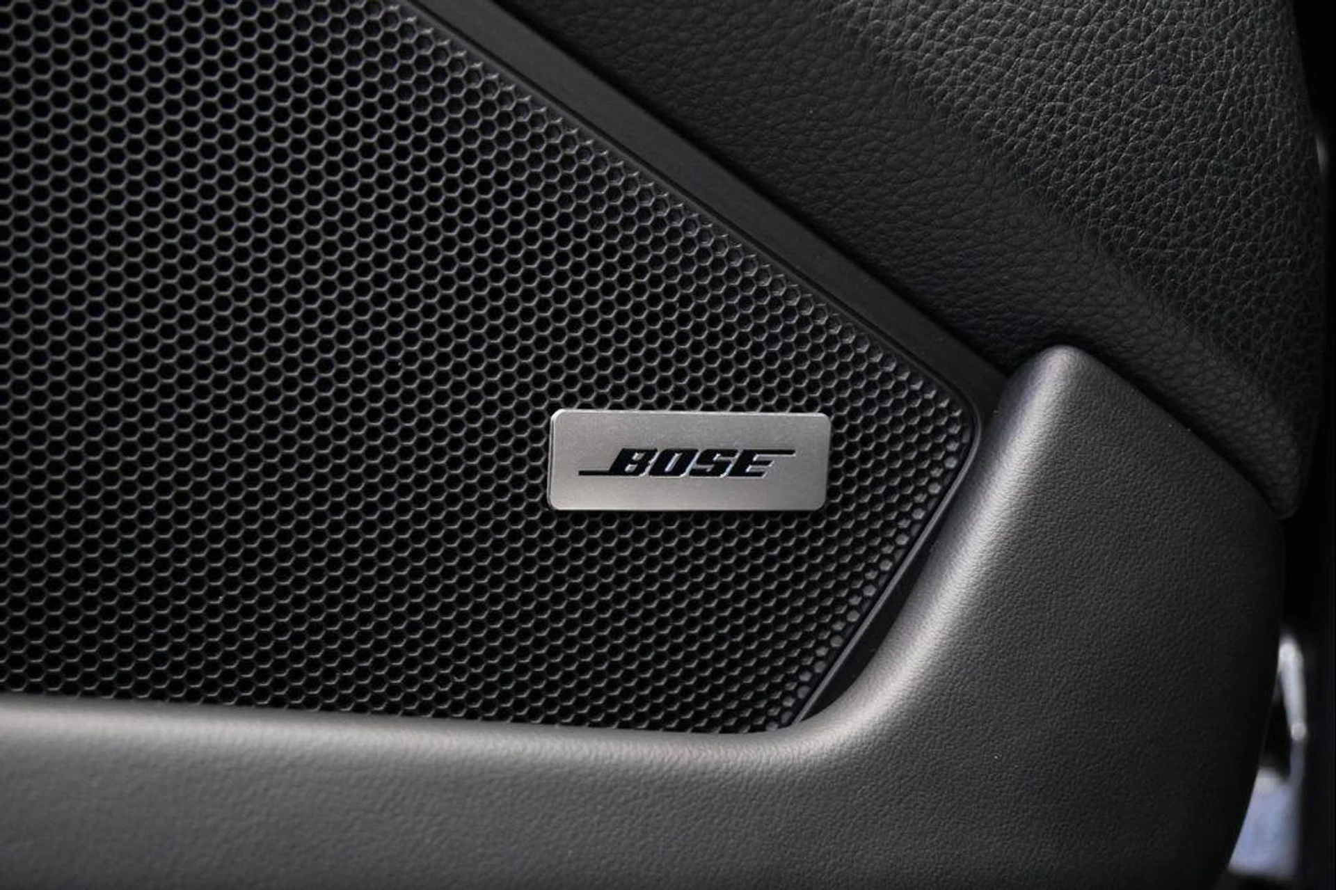 mph034_1344664063_u_X7nb_A8_P8o4_YU_w_uz_E_Bq_Yw_P_Ly4_9f80bec6fa