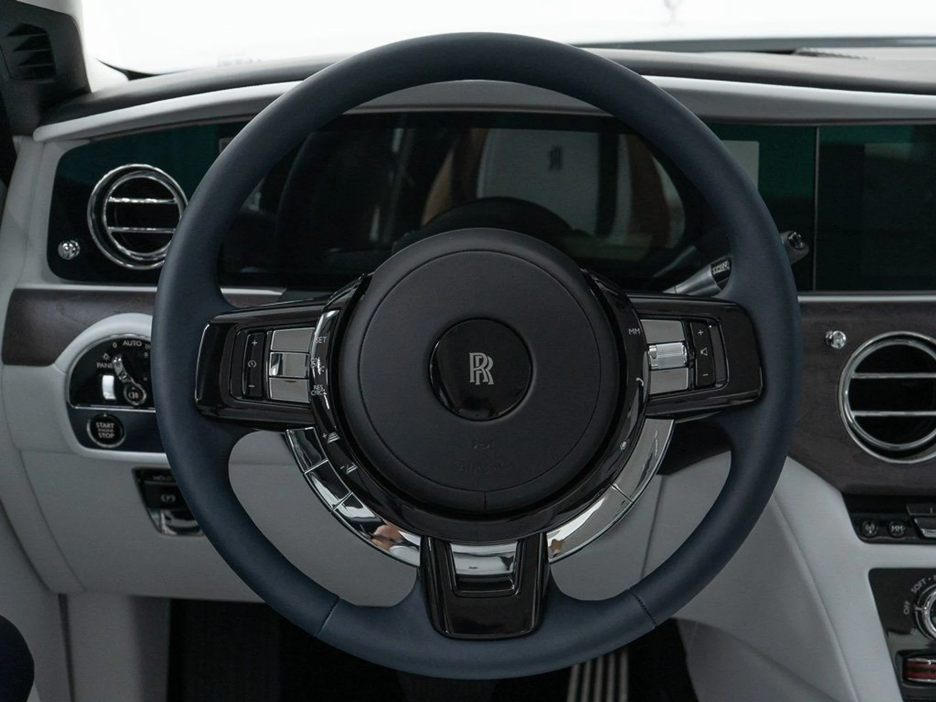 mph034_1345948902_cc2ff68b7bfb3690c4521d7e864f58c1_77ea47b249