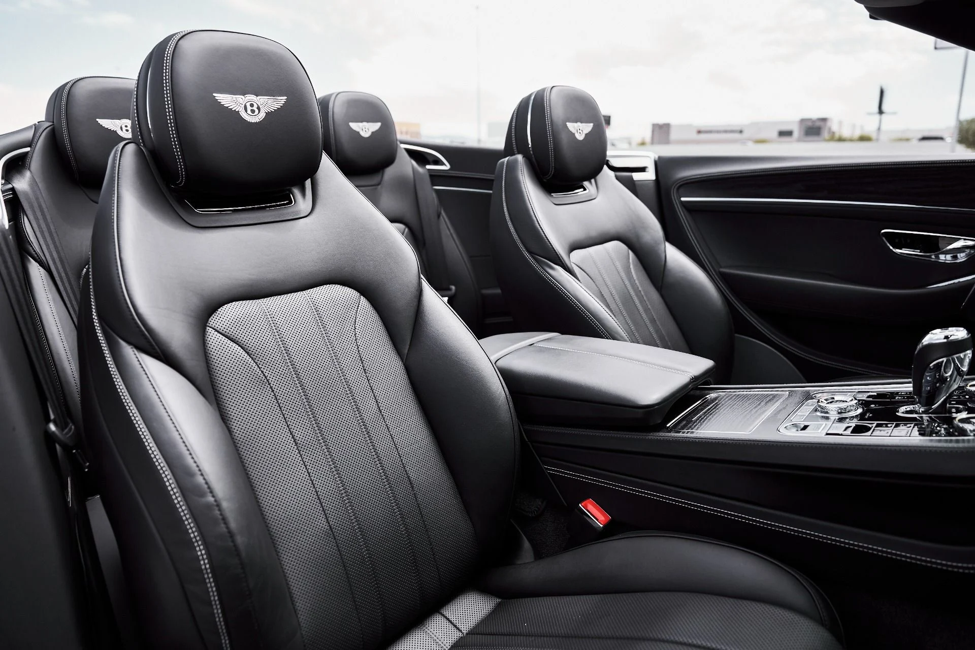 mph034_1360540239_Used_2020_Bentley_Continental_GT_V8_1777078765_1679323c46