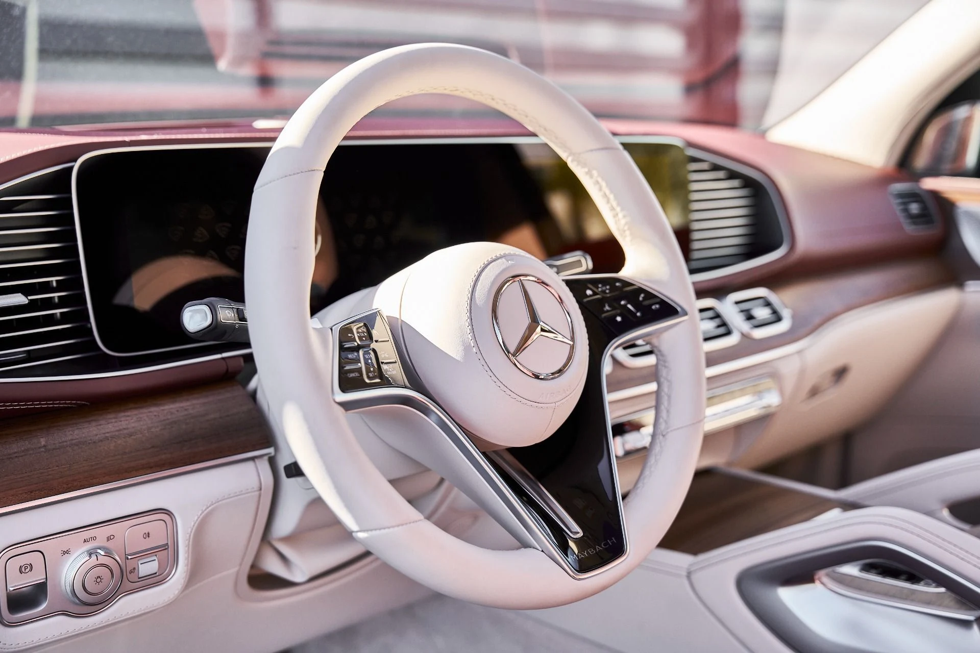 mph034_1375596276_Used_2026_Mercedes_Benz_GLS_Maybach_GLS_600_1772593207_9c0aded6d7