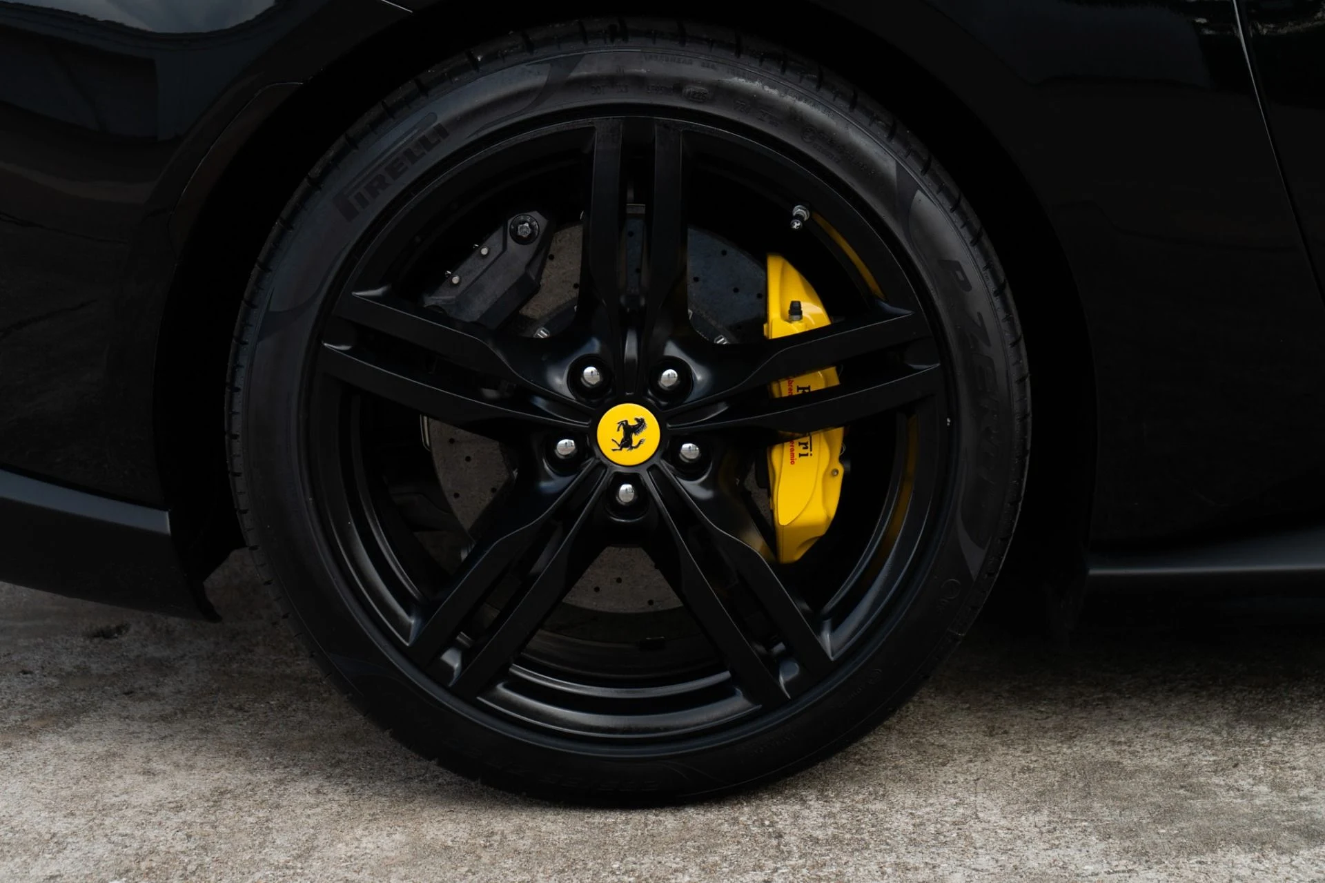 mph034_138636049_Used_2020_Ferrari_Portofino_1775601900_c3e651a048