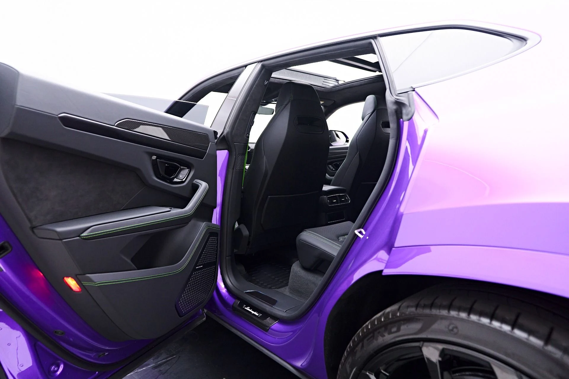 mph034_1391598838_Used_2024_Lamborghini_Urus_S_1753236168_e314ad433f