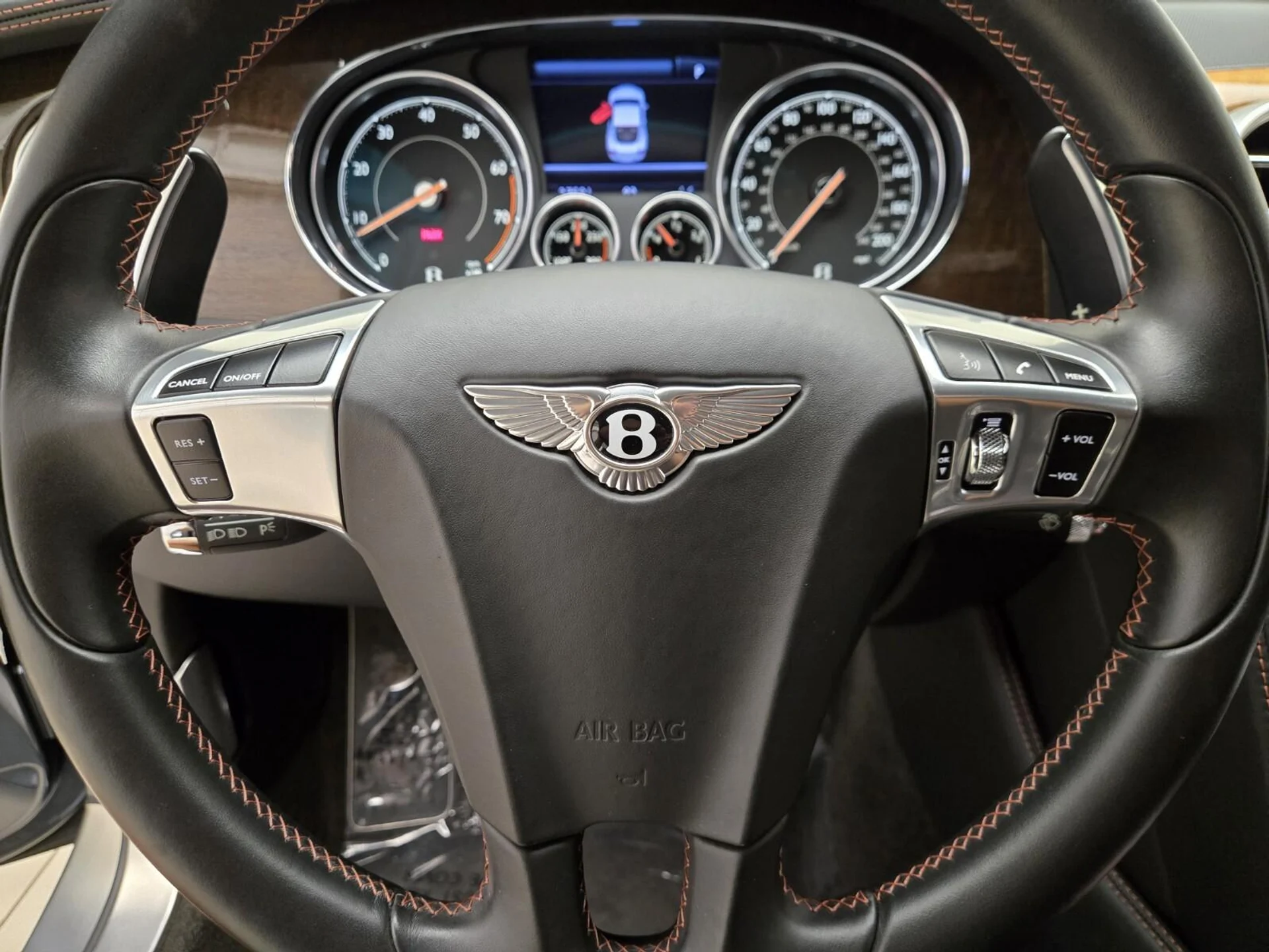mph034_14059302_Used_2017_Bentley_Continental_GT_V8_1758609435_1be597068d